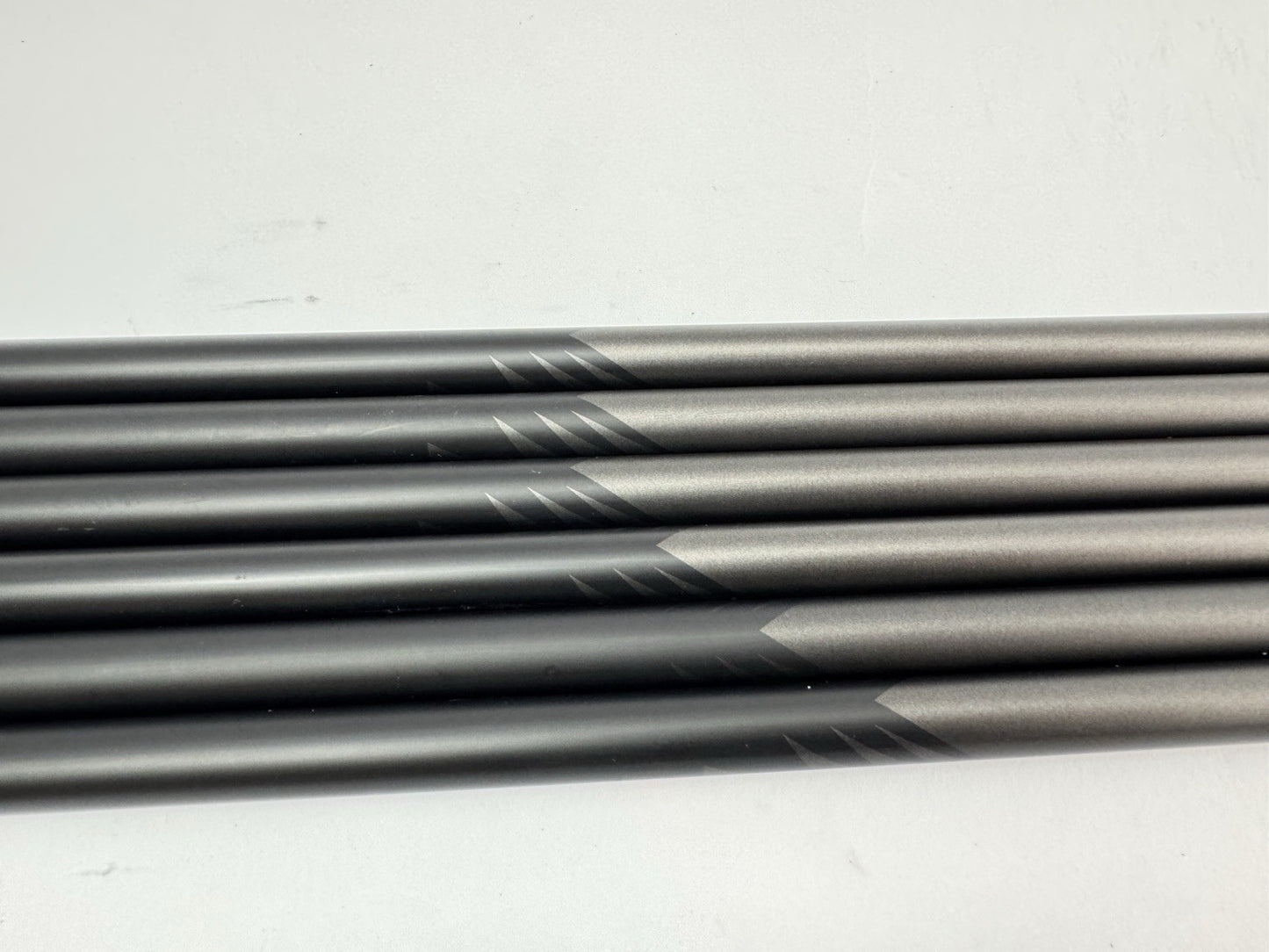 UST Recoil Iron Shaft Set (6) 760 ES F3 Regular Graphite 0.355 Tapered /285539