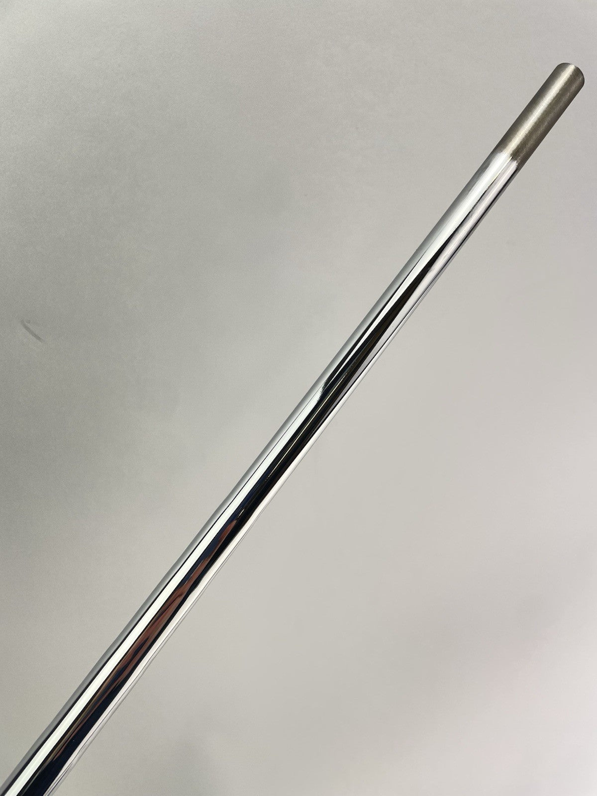 KBS $-Taper Iron Shaft Lite Regular Flex Steel 36”/Lamkin /0.370 Parallel /303493