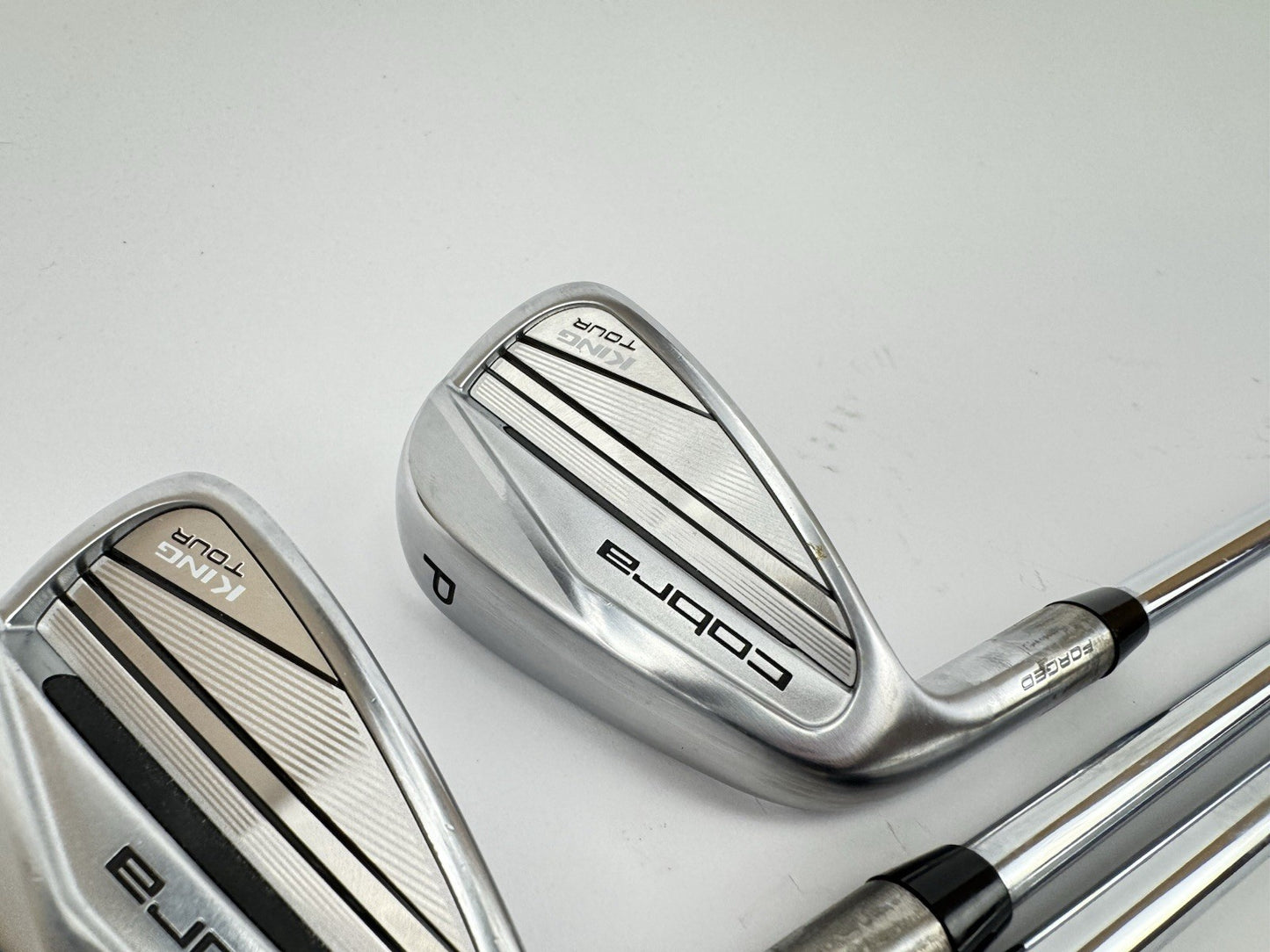 Cobra King Tour Irons 6,8+PW Left Handed Project X Rifle 6.0 Stiff Steel /325703