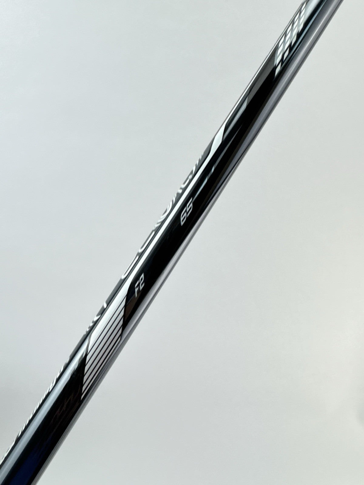 UST Recoil Dart Iron Shaft F2 65 Senior Graphite 34.5” /0.355 Tapered /272354