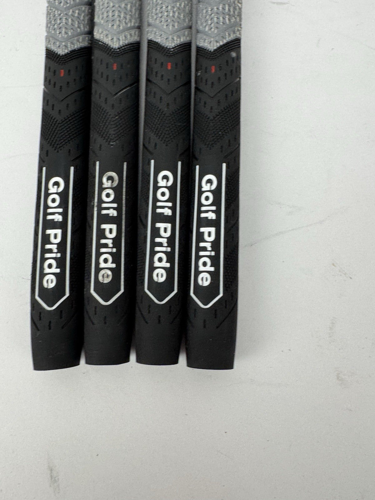 Golf Pride Mcc Plus4 Align Max Golf Grips (4) Standard /Black /Pulled /352522