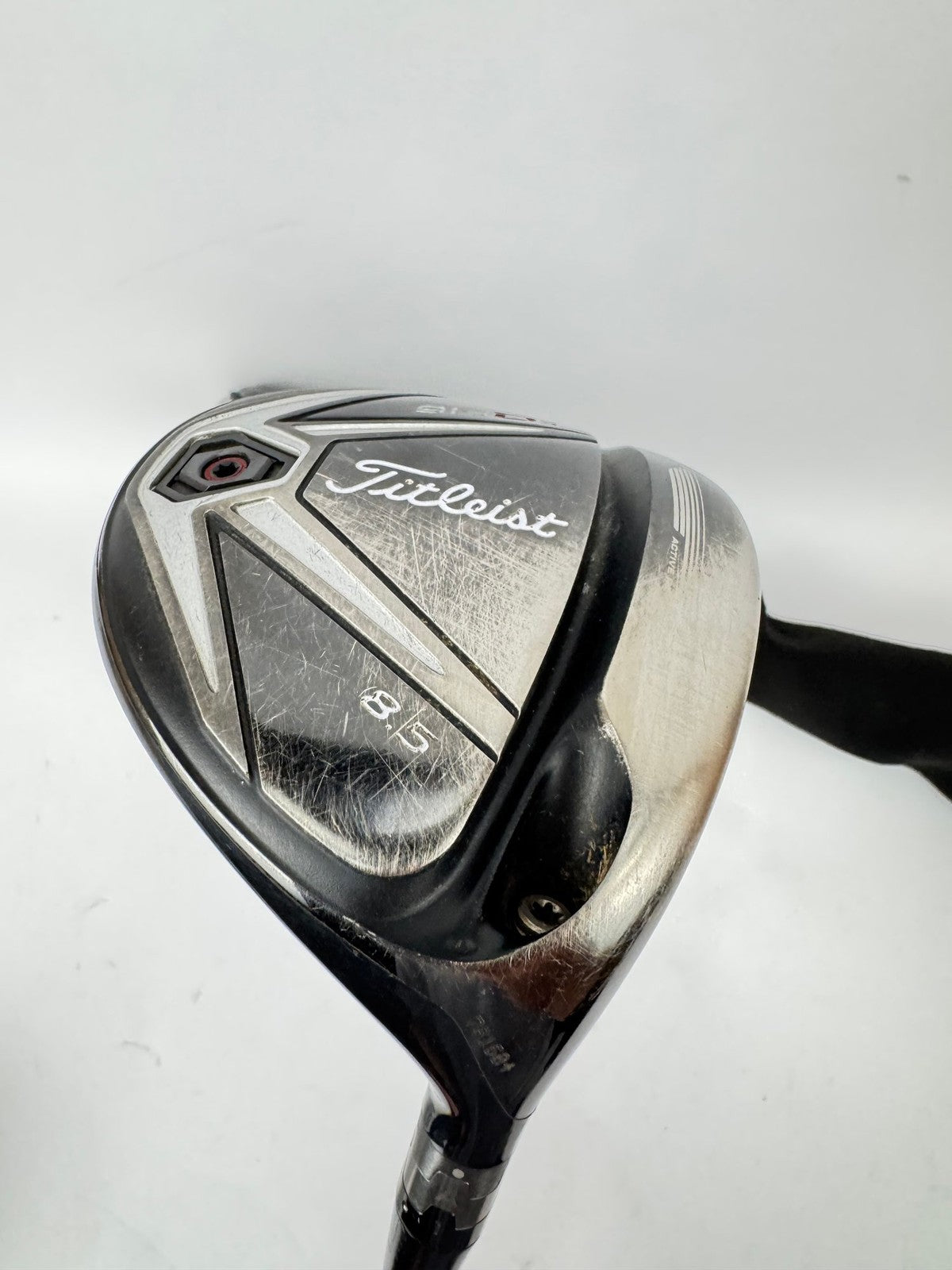 Titleist 916 D3 Driver 8.5 Degrees Phenom Extra Stiff Graphite Right Hand/363521