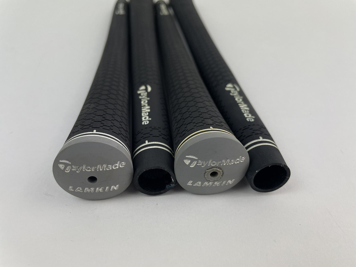 Lamkin Taylormade Golf Grips (4) Standard /Black /Grey /Pulled /205585
