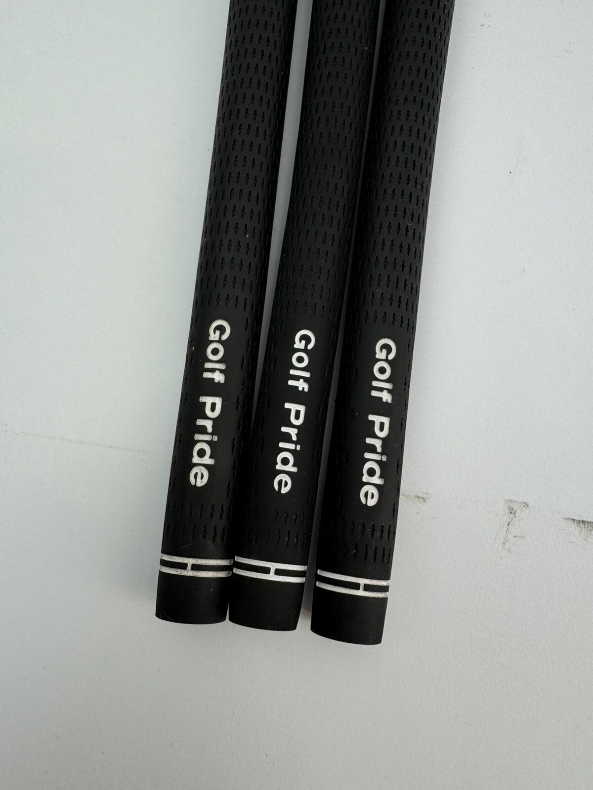 Golf Pride Tour Velvet Grips (3) Men’s Standard /Black /Pulled /215361