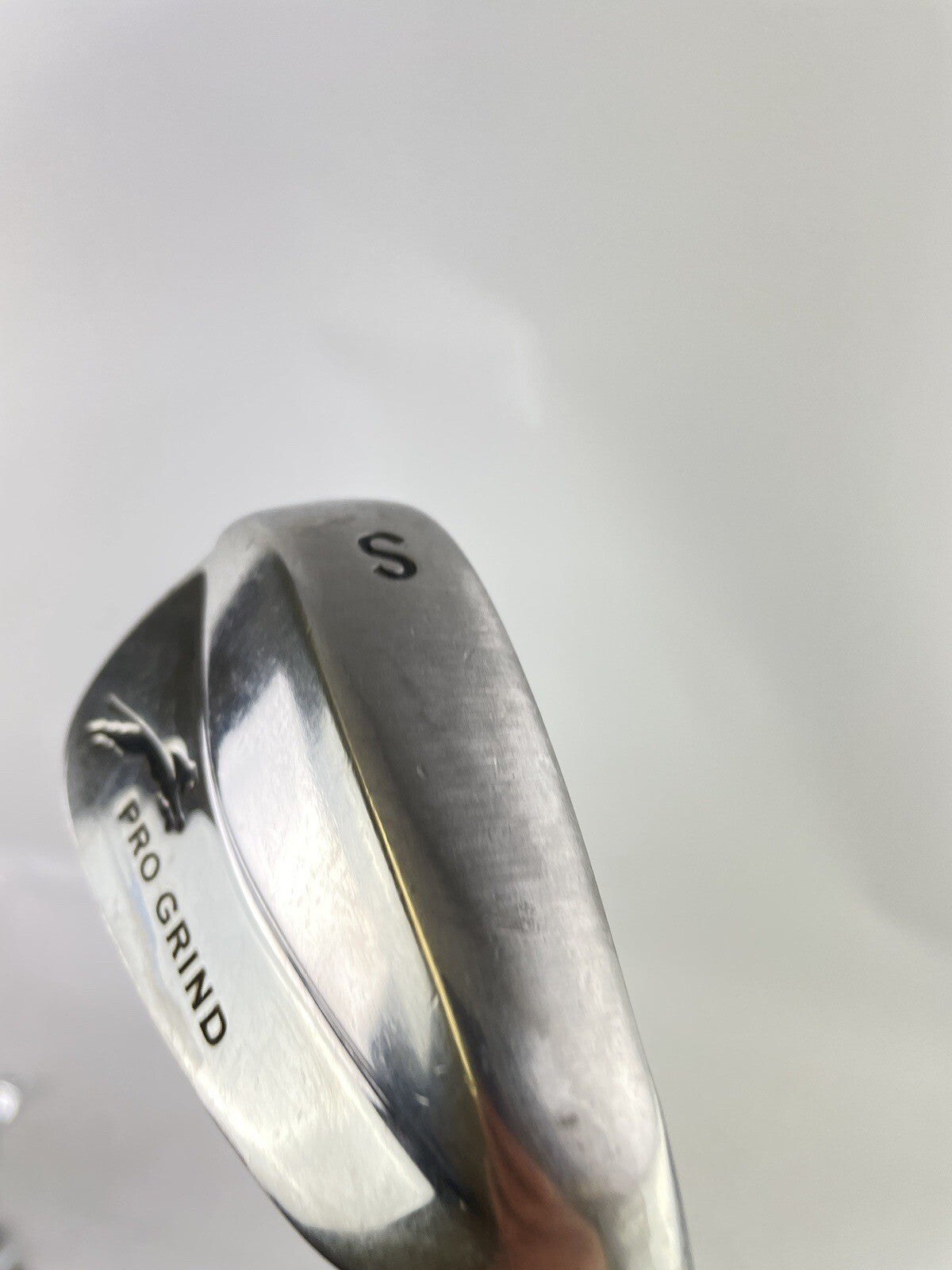 Slazenger Sand Wedge Pro Grind S300 Stiff Steel /Right Handed /New Grip /88013