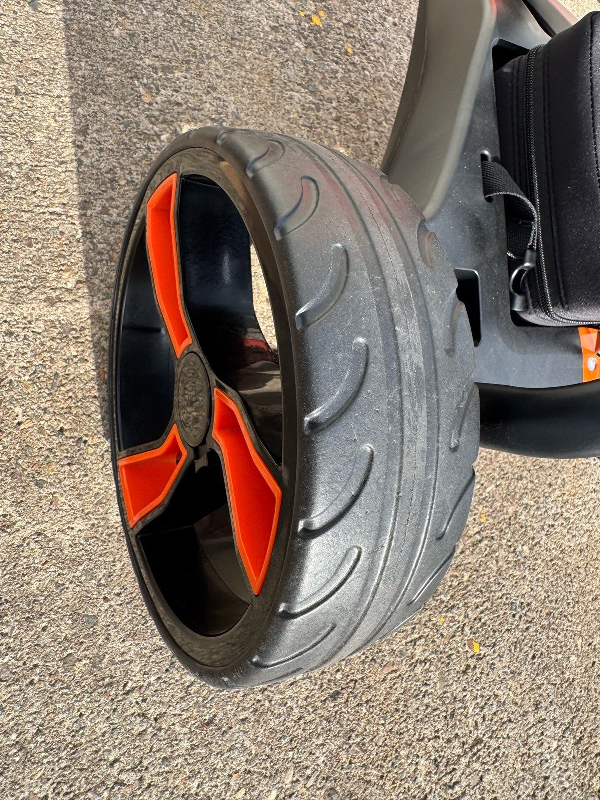 Golf Stream GX7 Electric Golf Trolley 3 Wheel Lithium Battery Excellent 1/3741312