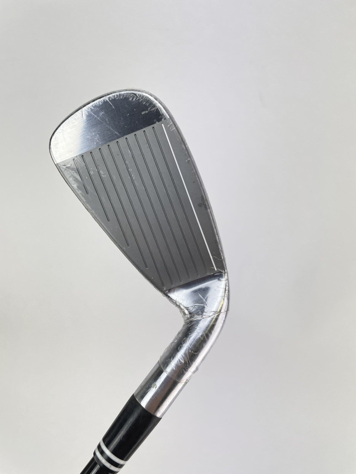 Cleveland Left Handed 4 Iron 588MT Forged Regular Graphite /New /164938