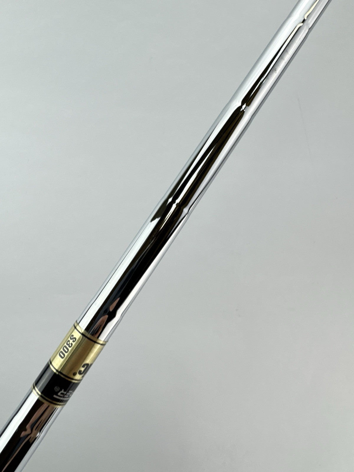 Dynamic Gold S300 Iron Shaft Stiff Flex Steel 35.5 /0.355 Tapered /269157