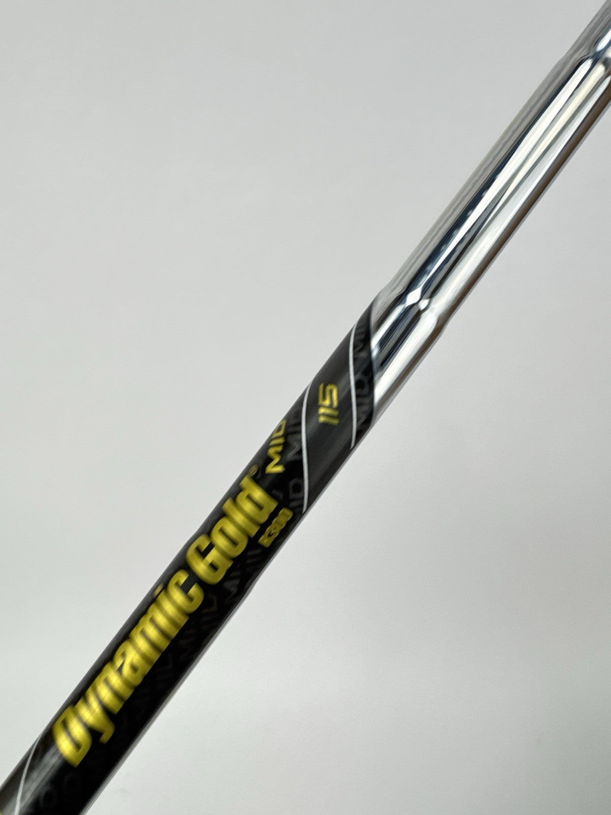 Dynamic Gold 115 Iron Shaft Mid R300 Regular Steel / 35” /0.355 Tapered /336566