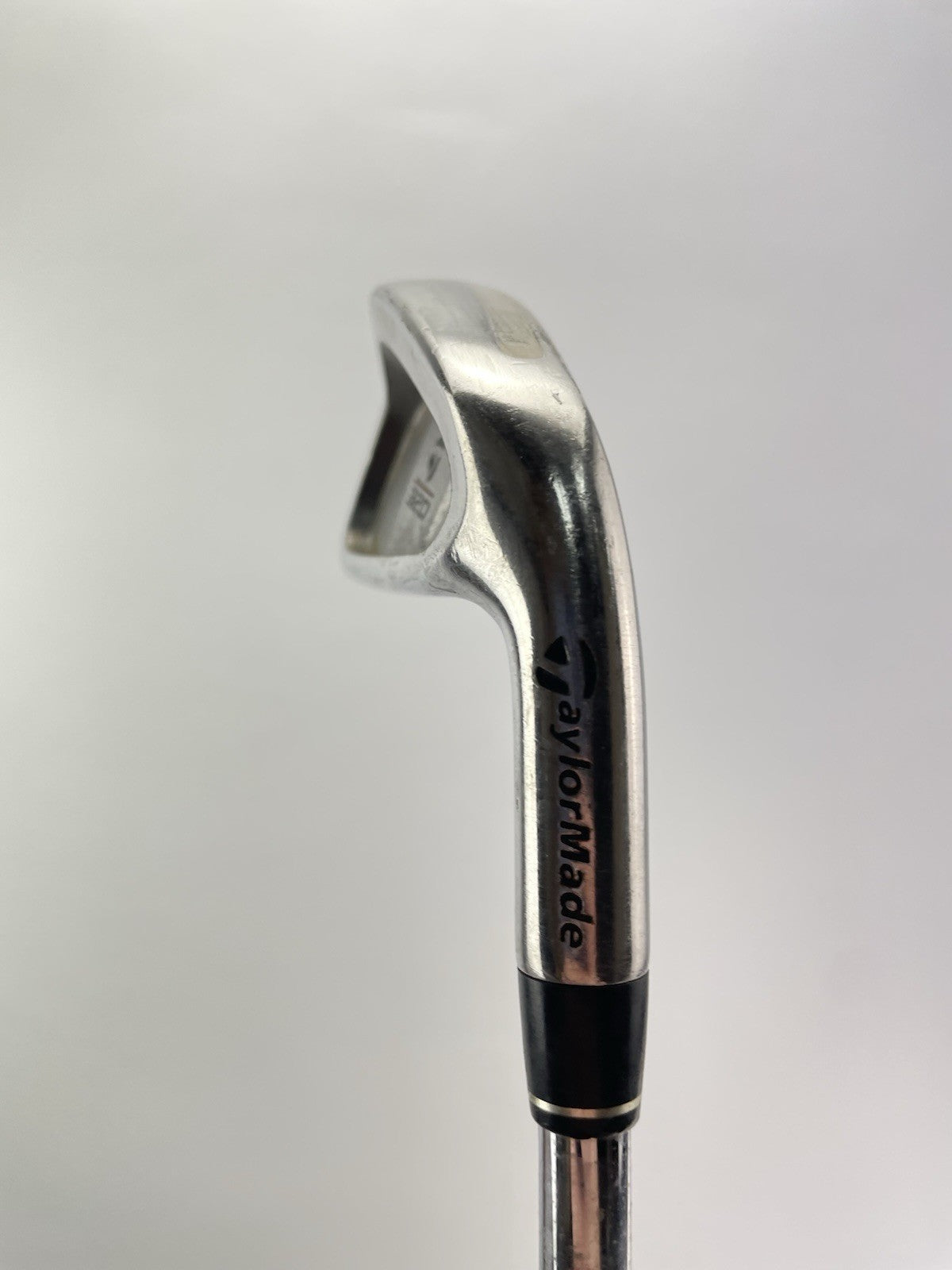 Taylormade Golf 4 Iron 320 Regular Flex Steel /Right Handed /New Grip /282483