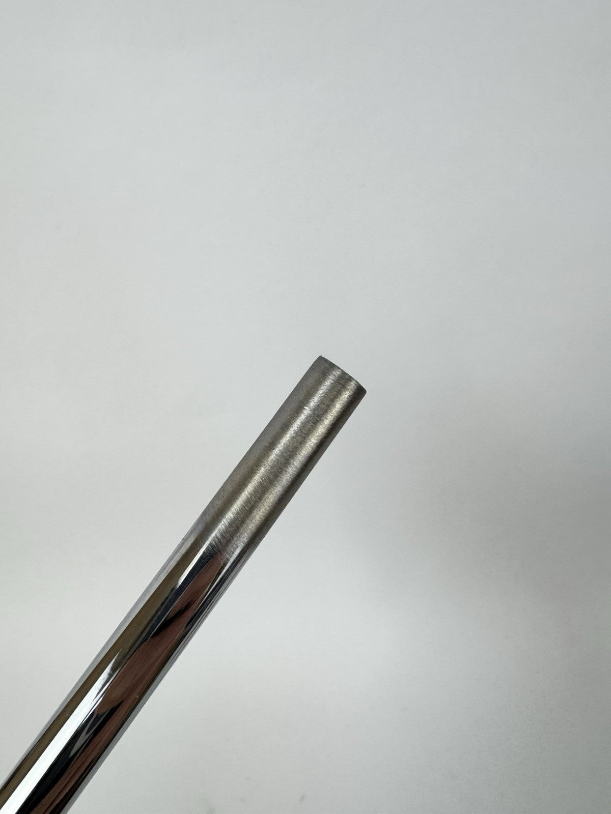 Dynamic Gold 115 Iron Shaft Mid R300 Regular Steel / 35” /0.355 Tapered /337918