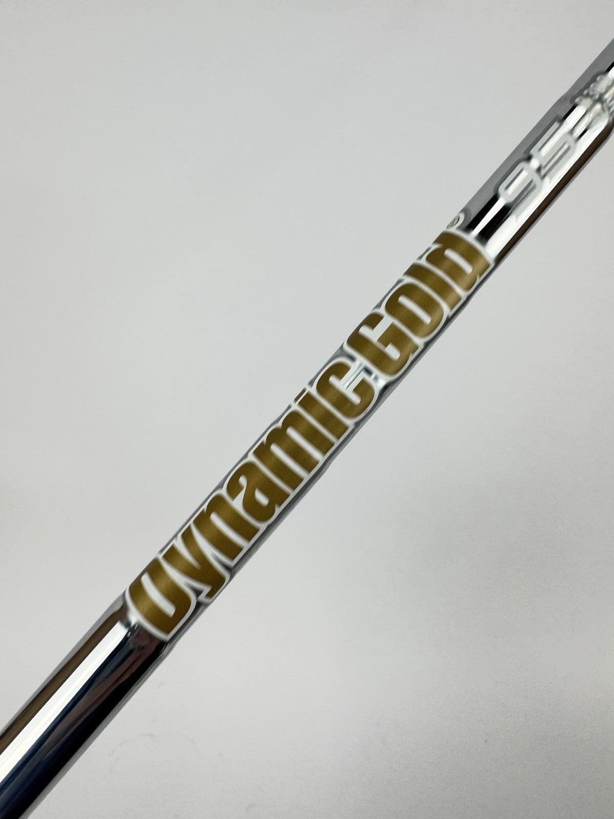 Dynamic Gold 95 Iron Shaft Vss Pro Regular Flex Steel 35.75/0.355 Tapered /332802