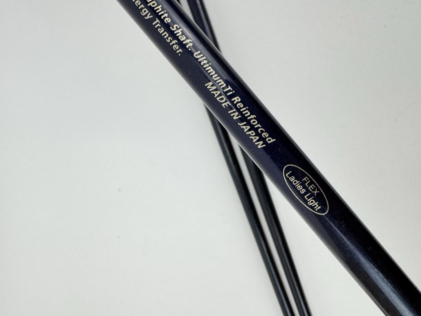 Yonex Ladies Irons 9,PW+SW V-Mass 400FL Ladies Graphite /Right /New Grips/342878
