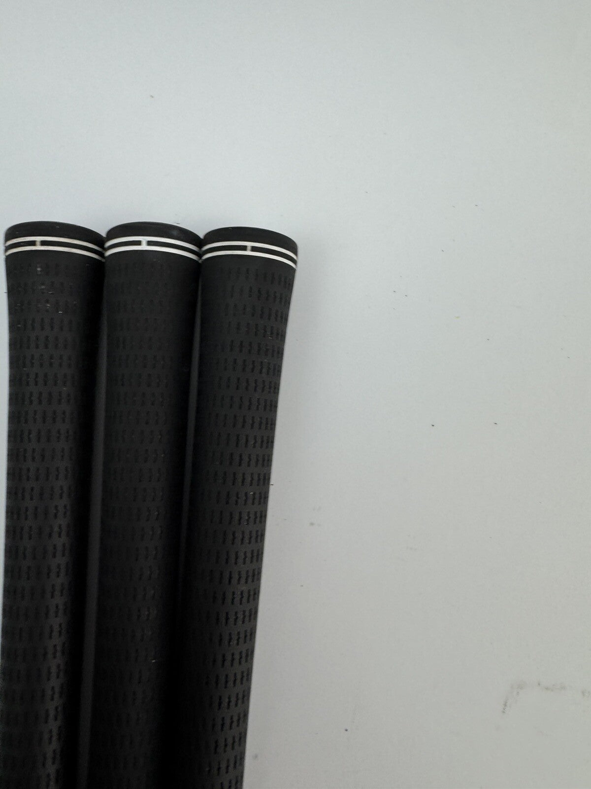Golf Pride Tour Velvet Grips (3) Men’s Standard /Black /Pulled /215363