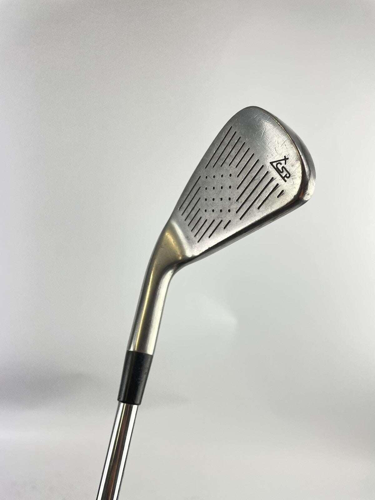 Wilson Snead HT 4 Iron Regular Flex Steel/ Right Handed/ New Grip/ 30207