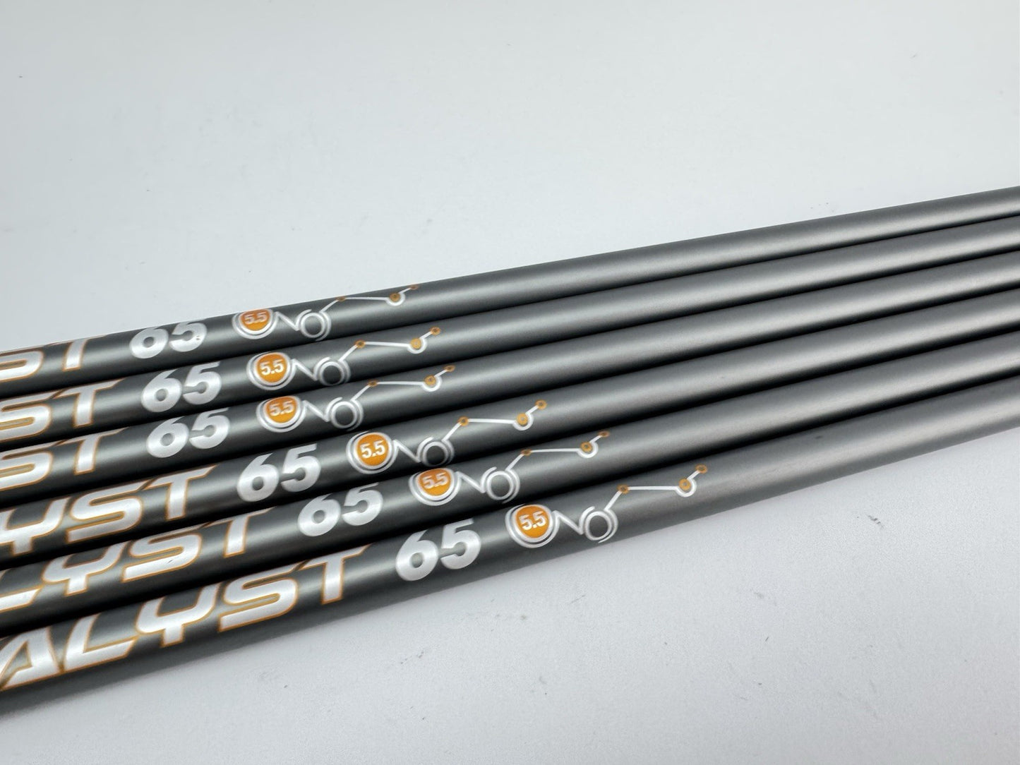 Catalyst 65 Iron Shaft Set (6) 5.5 Regular Flex Graphite /0.370 Parallel /256095