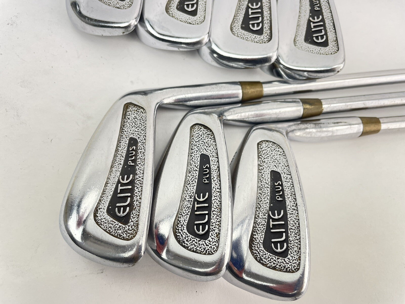 Spalding Elite Iron Set 3-9 Irons Apollo Regular Steel /Right /New Grips /177933