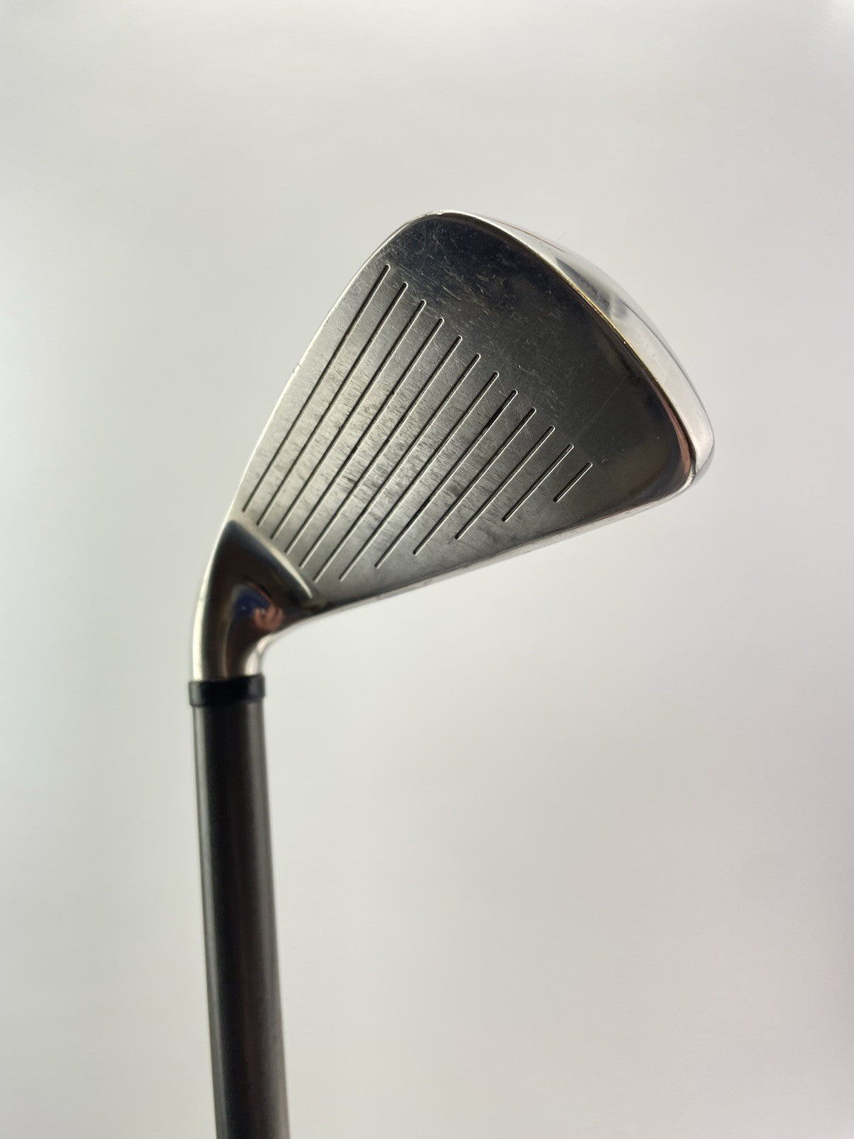 Wilson Fatshaft 6 Iron Regular Flex Graphite/Right Handed /New Grip /281368