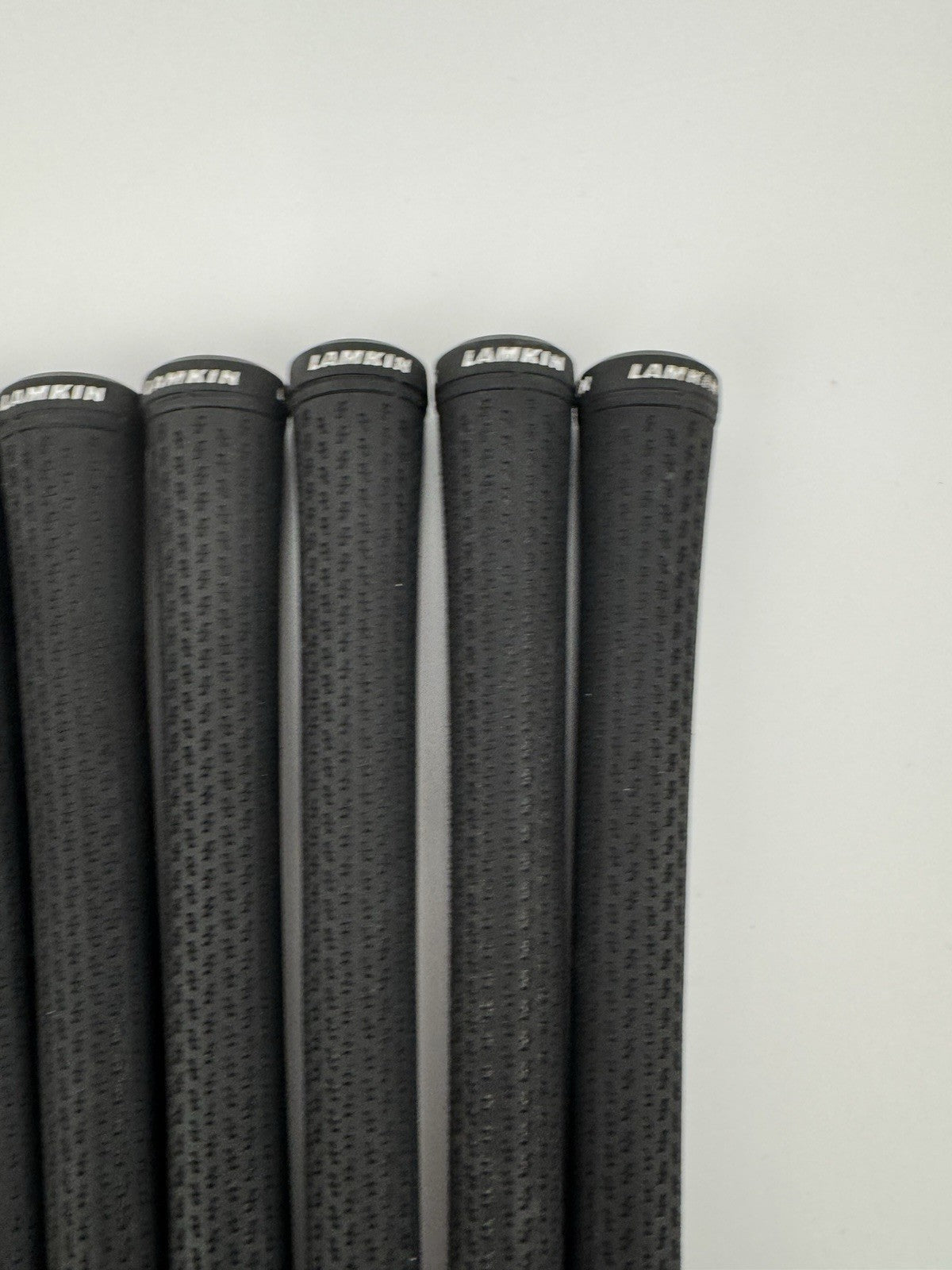 Lamkin Crossline 360 Golf Grips (7) Mens Standard /Black/White /Pulled /341634