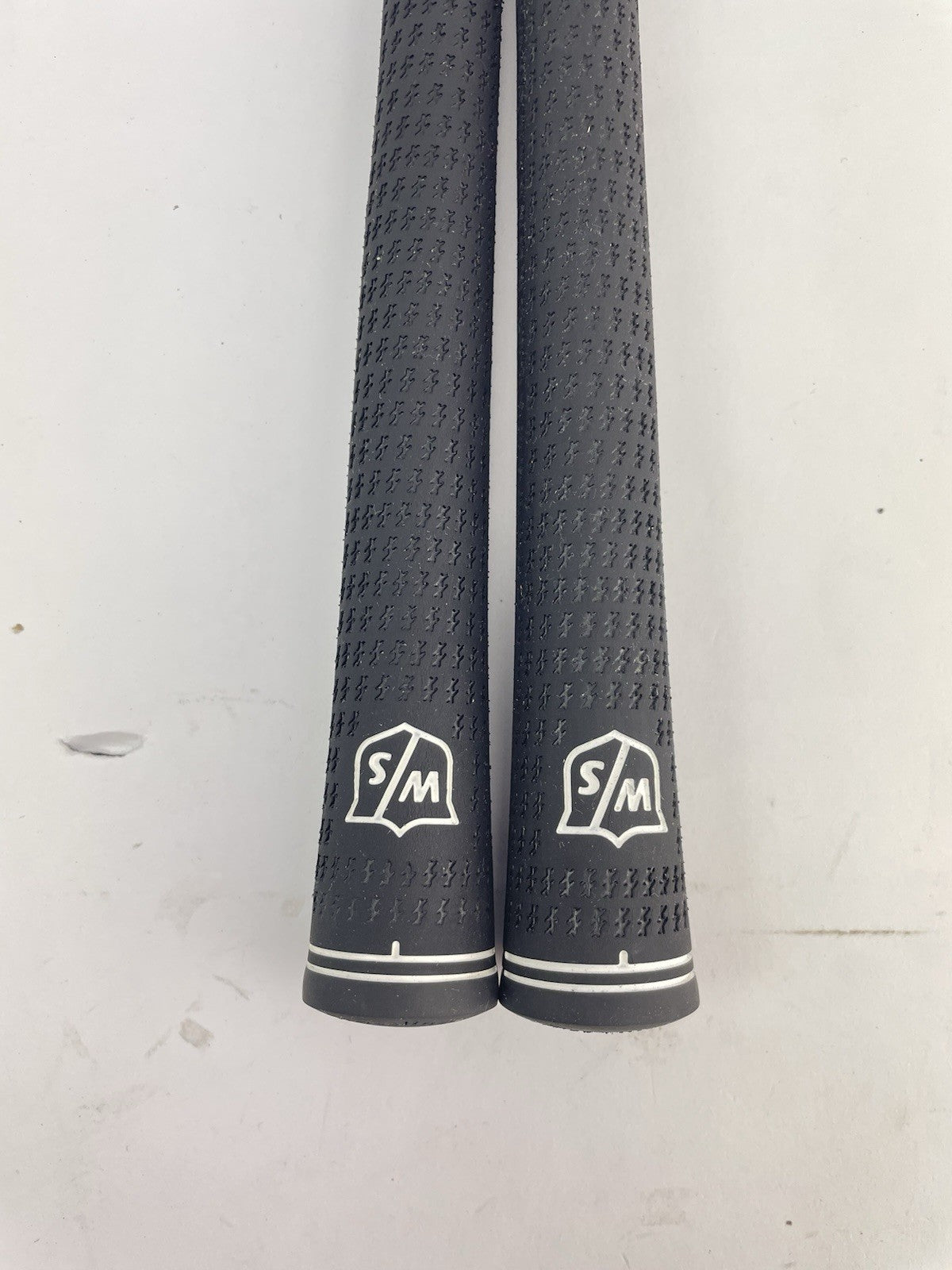 Lamkin Wilson Staff Golf Grips (2) Men’s Standard /Pulled /239771
