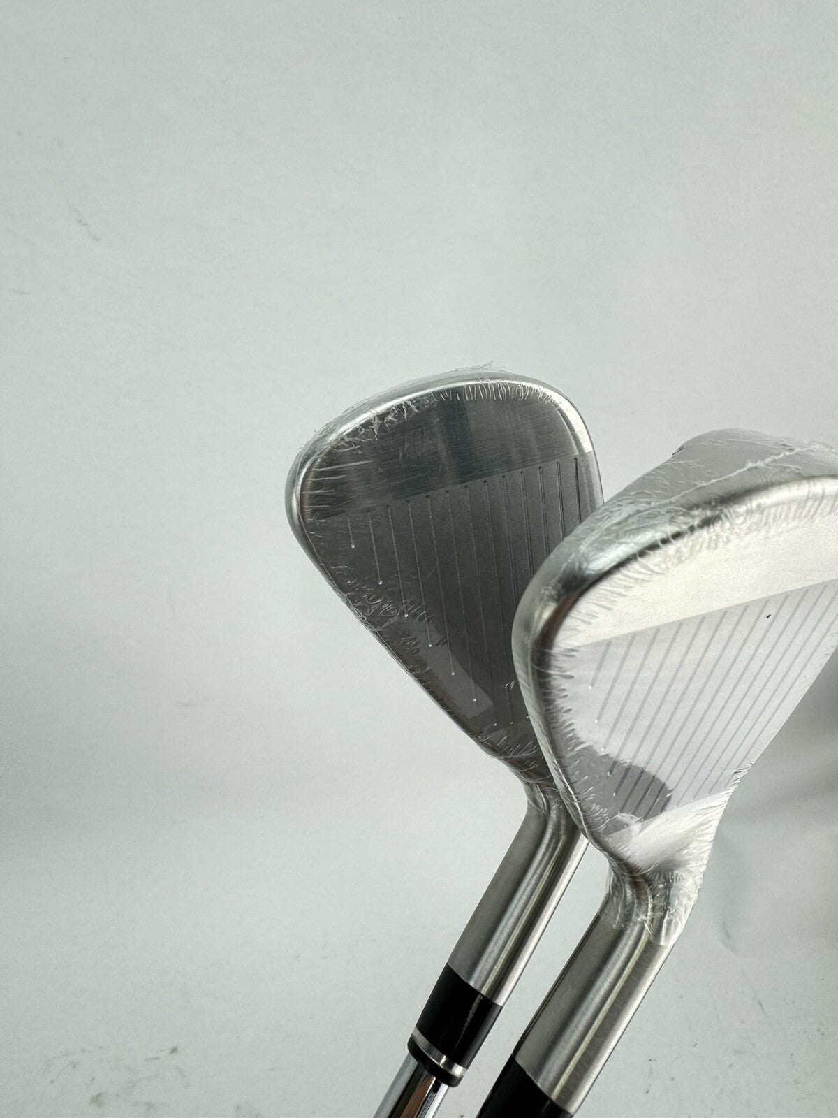 Benross HTX 5 + 6 Irons Left Handed KBS Tour 90 Regular Steel /New /191389
