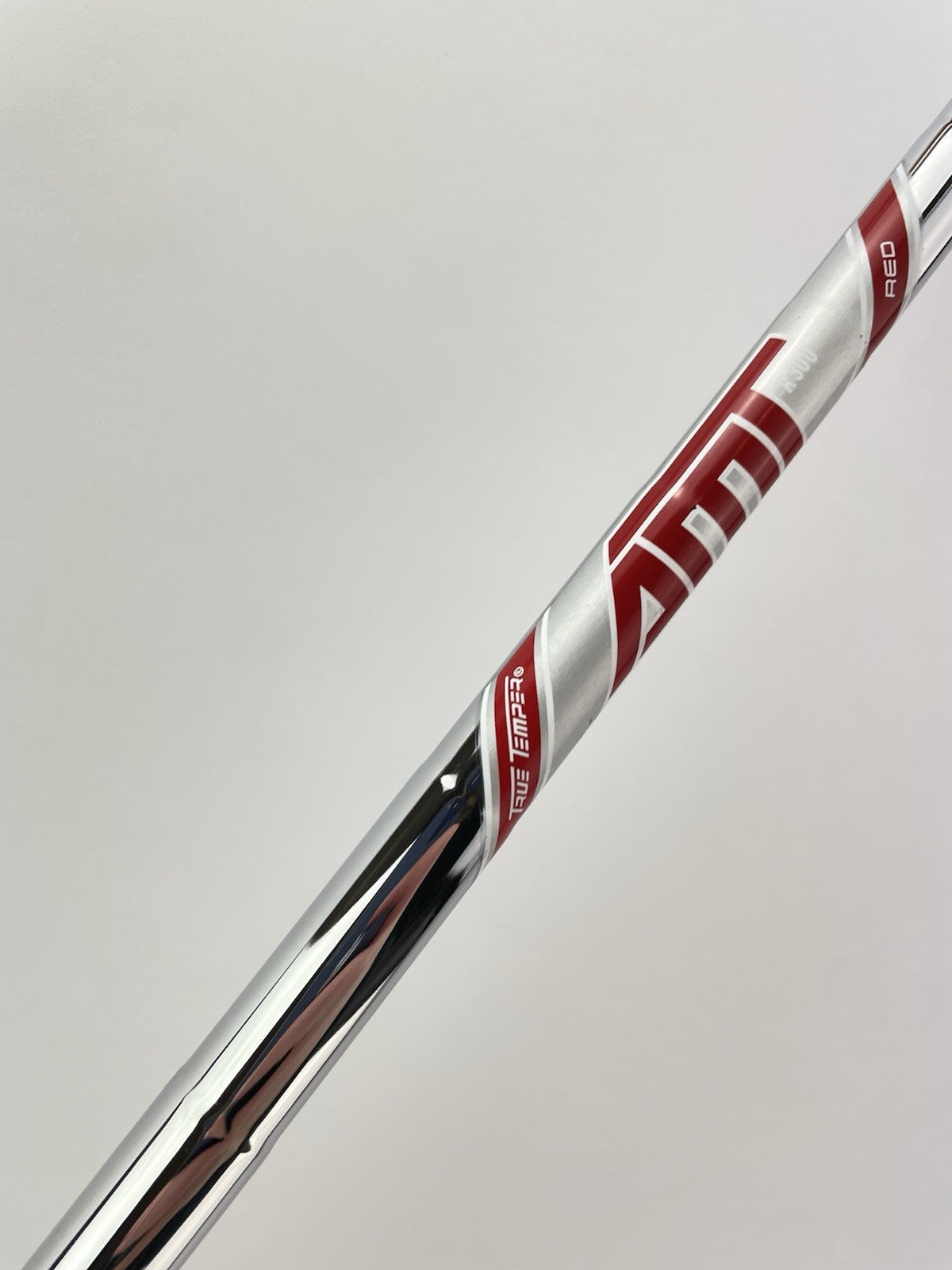 True Temper AMT Red Iron Shaft Regular Flex Steel 35.25” /0.355 Tapered /296592