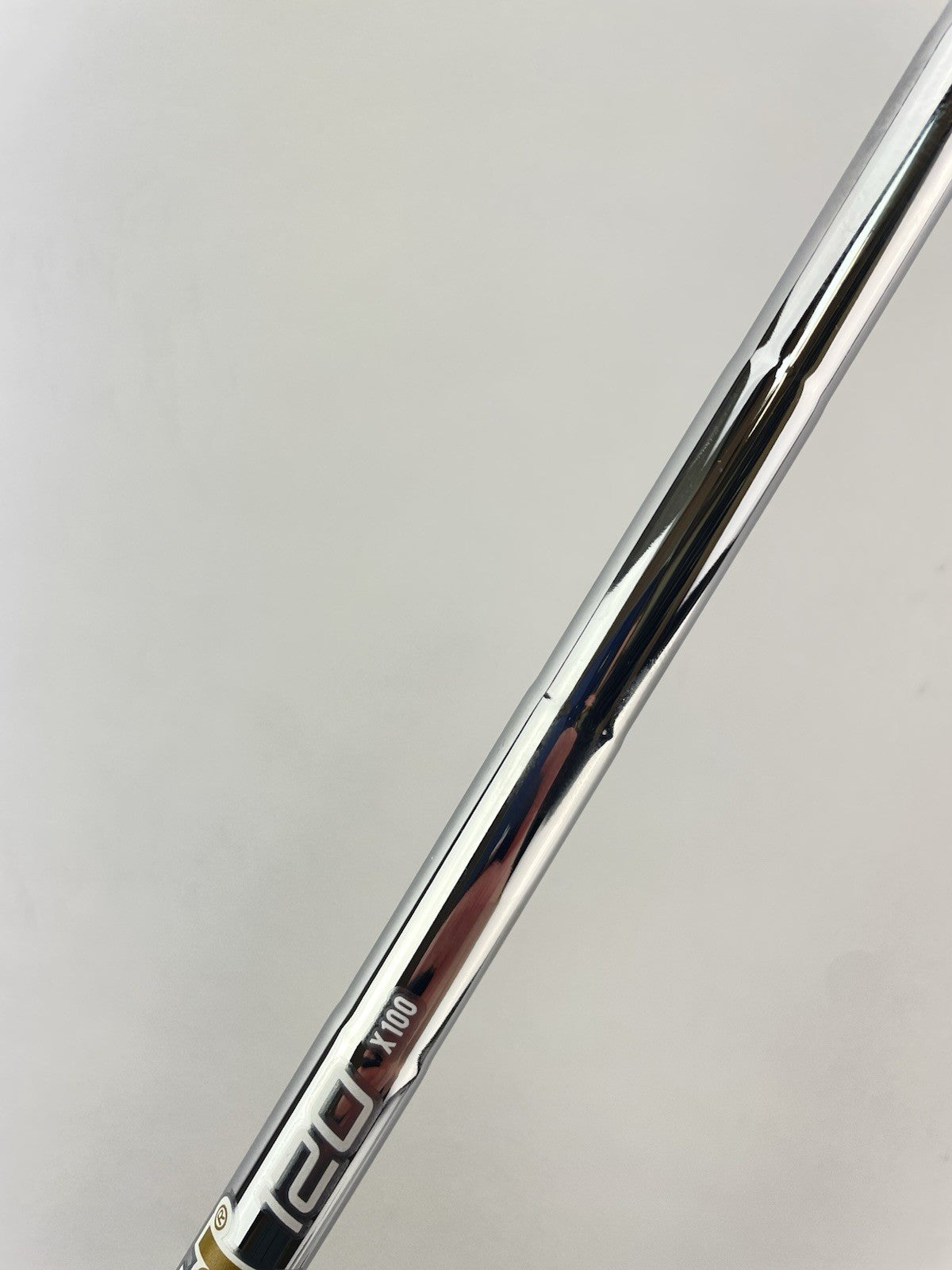 Dynamic Gold 120 Iron Shaft X100 Extra Stiff Flex Steel 35.25” /0.355 /242156