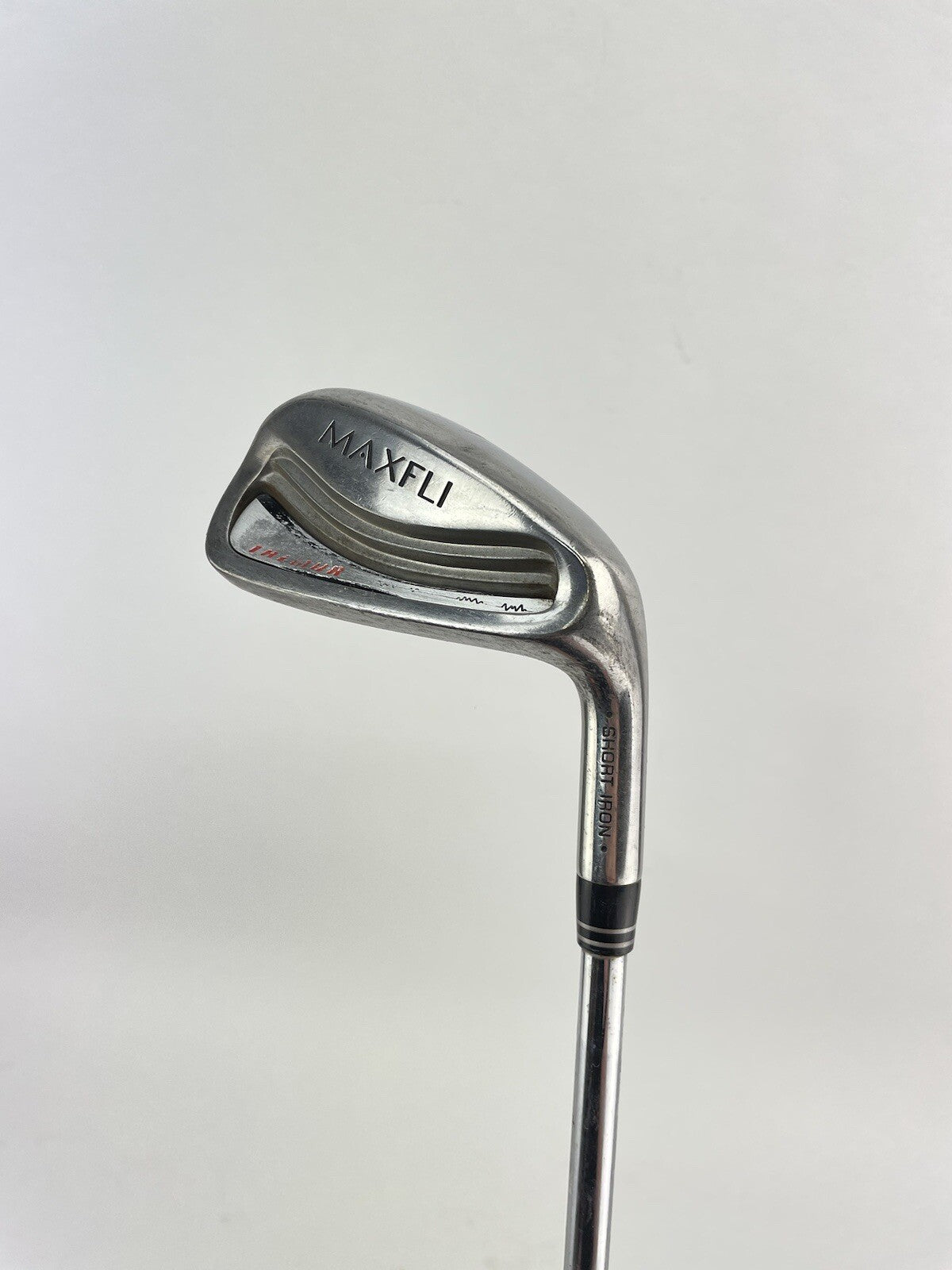 Maxfli Golf 9 Iron Regular Flex Steel /Right Handed /New Grip /171852