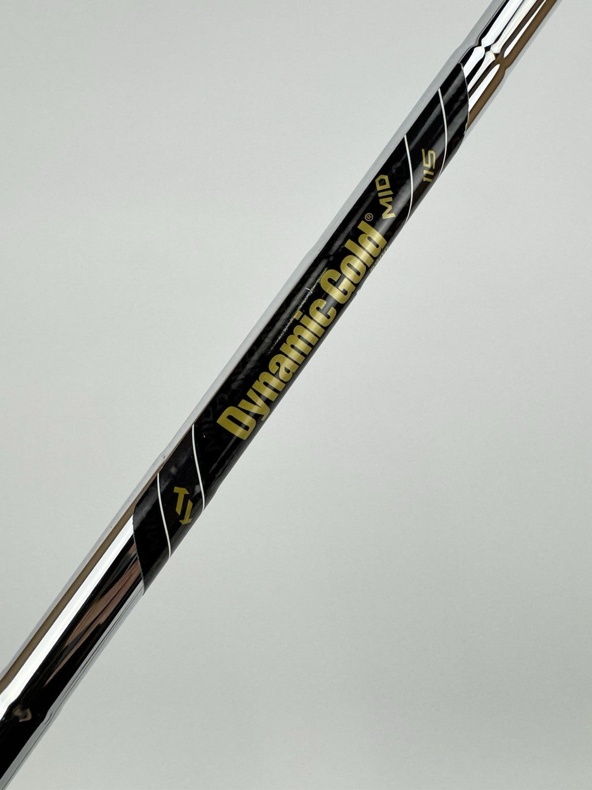 Dynamic Gold 115 Iron Shaft Mid R300 Regular Flex Steel /Pured/ 36” /0.355/312391