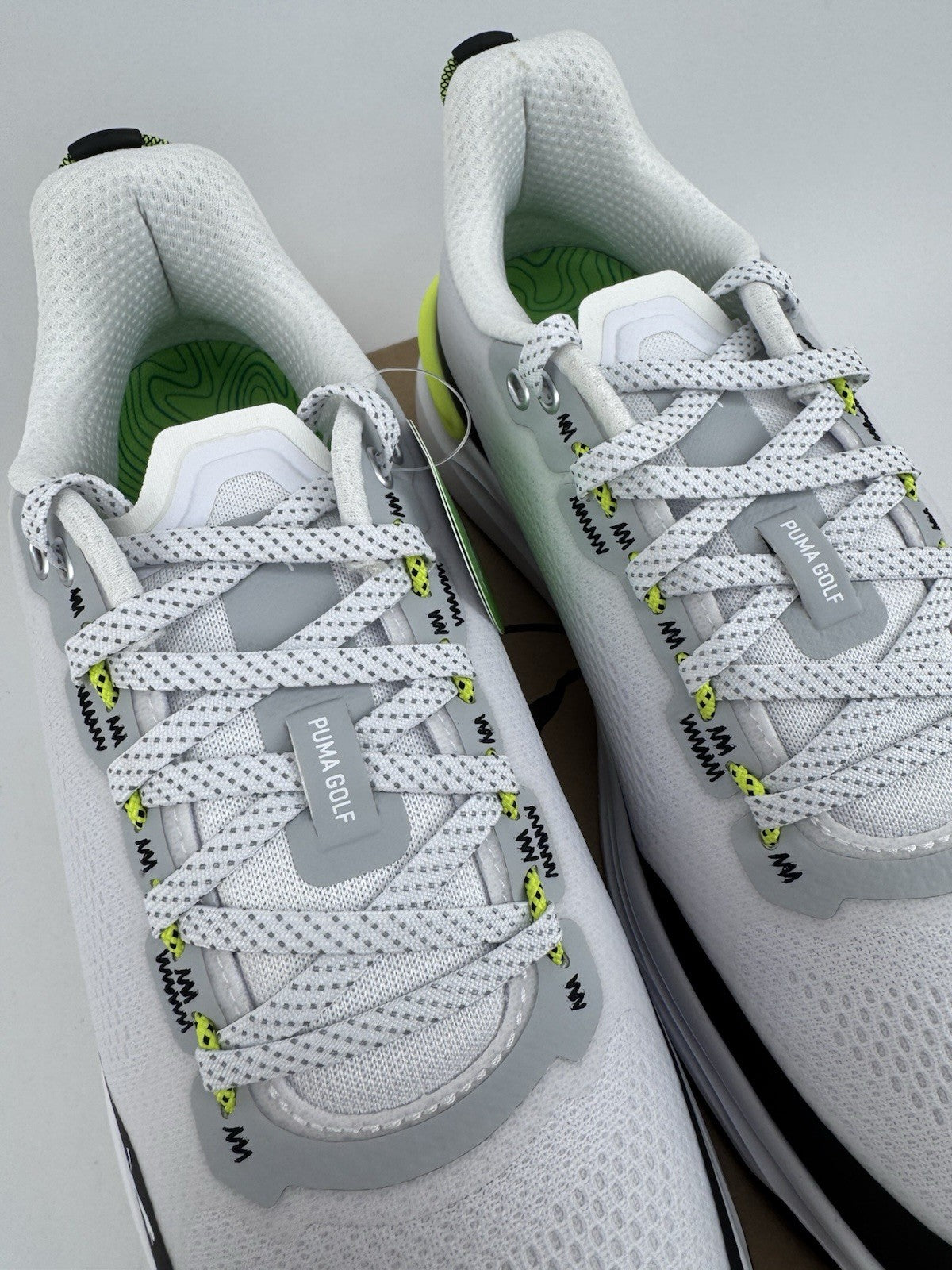 Puma IGNITE Elevate X Golf Shoes Mens Size UK 9 White Black Safety Yellow/318494