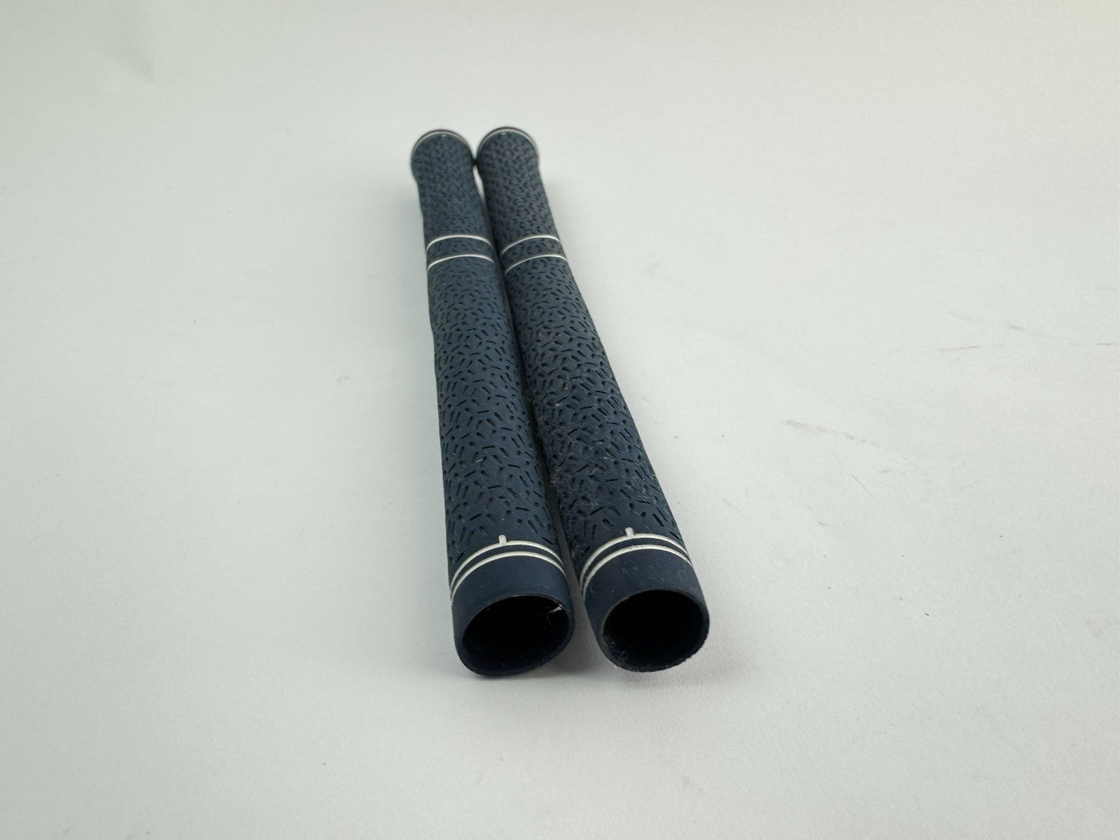 Lamkin Ladies Golf Grips (2) ST Soft Undersize /Pulled /342016