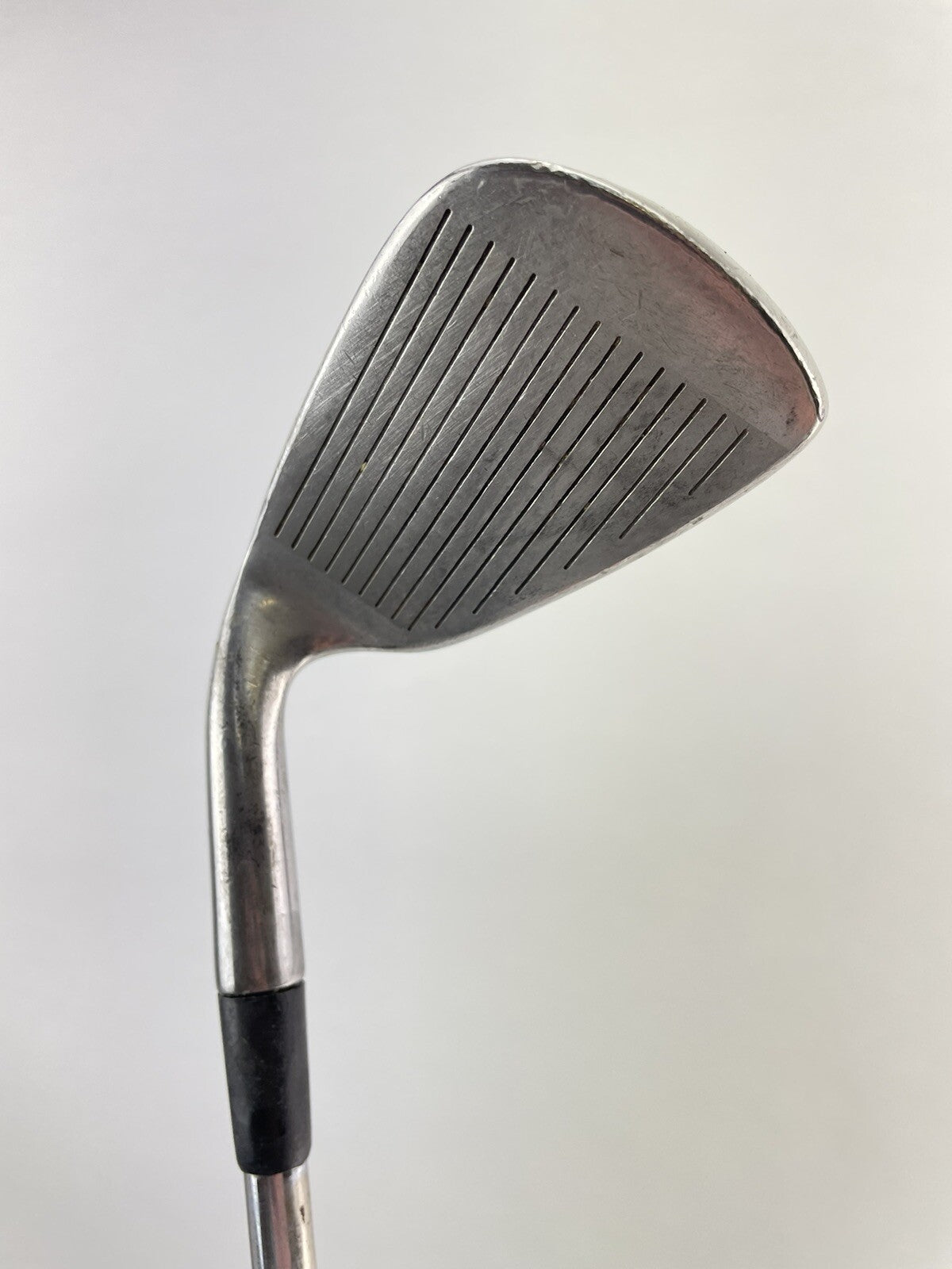 Titleist DTR 9 Iron Black Dot /Regular Flex Steel /Right Hand /New Grip /2056811