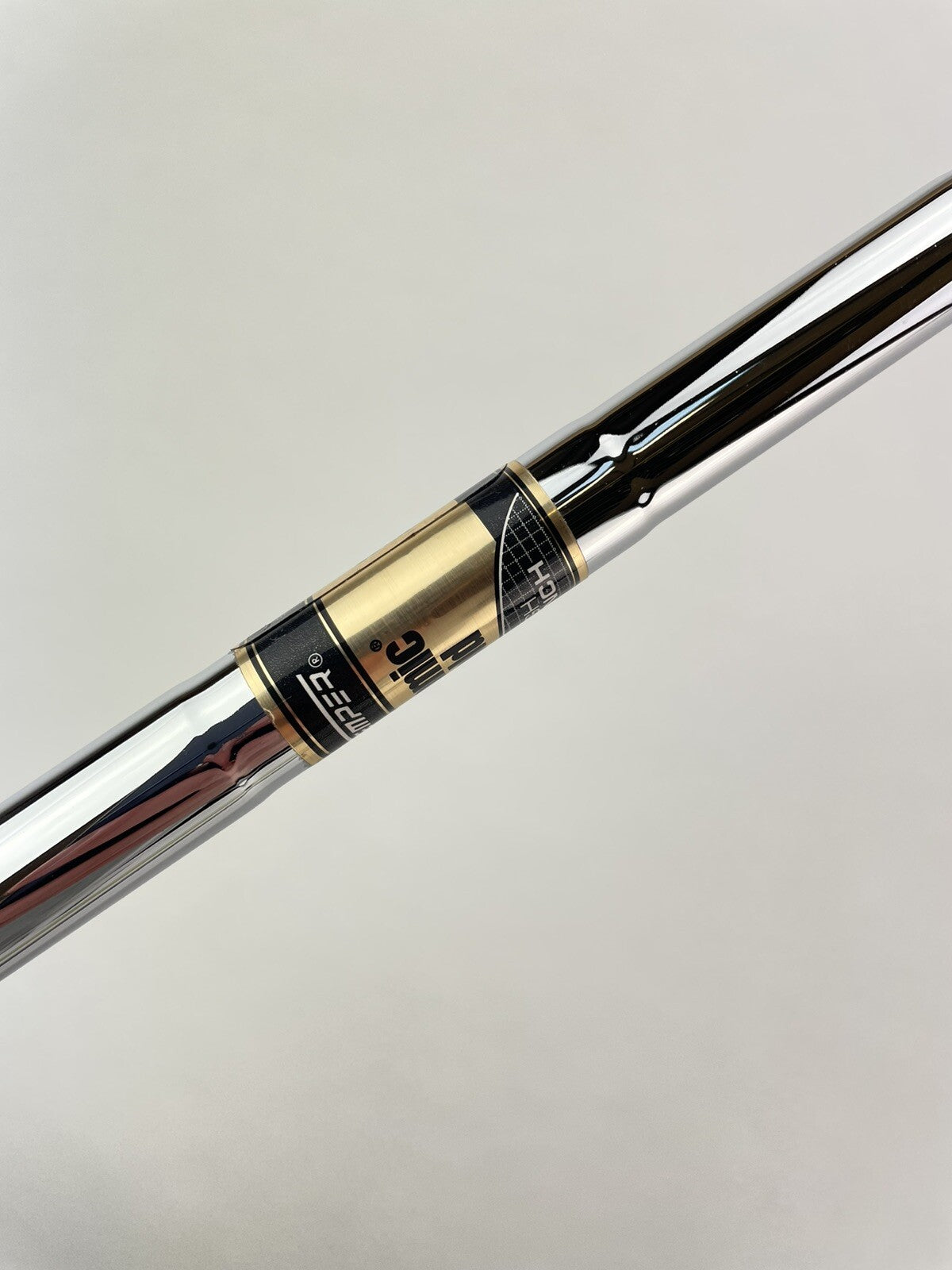 Dynamic Gold HL Iron Shaft R300 Regular Flex Steel 35.75” /0.355 Tapered/205936