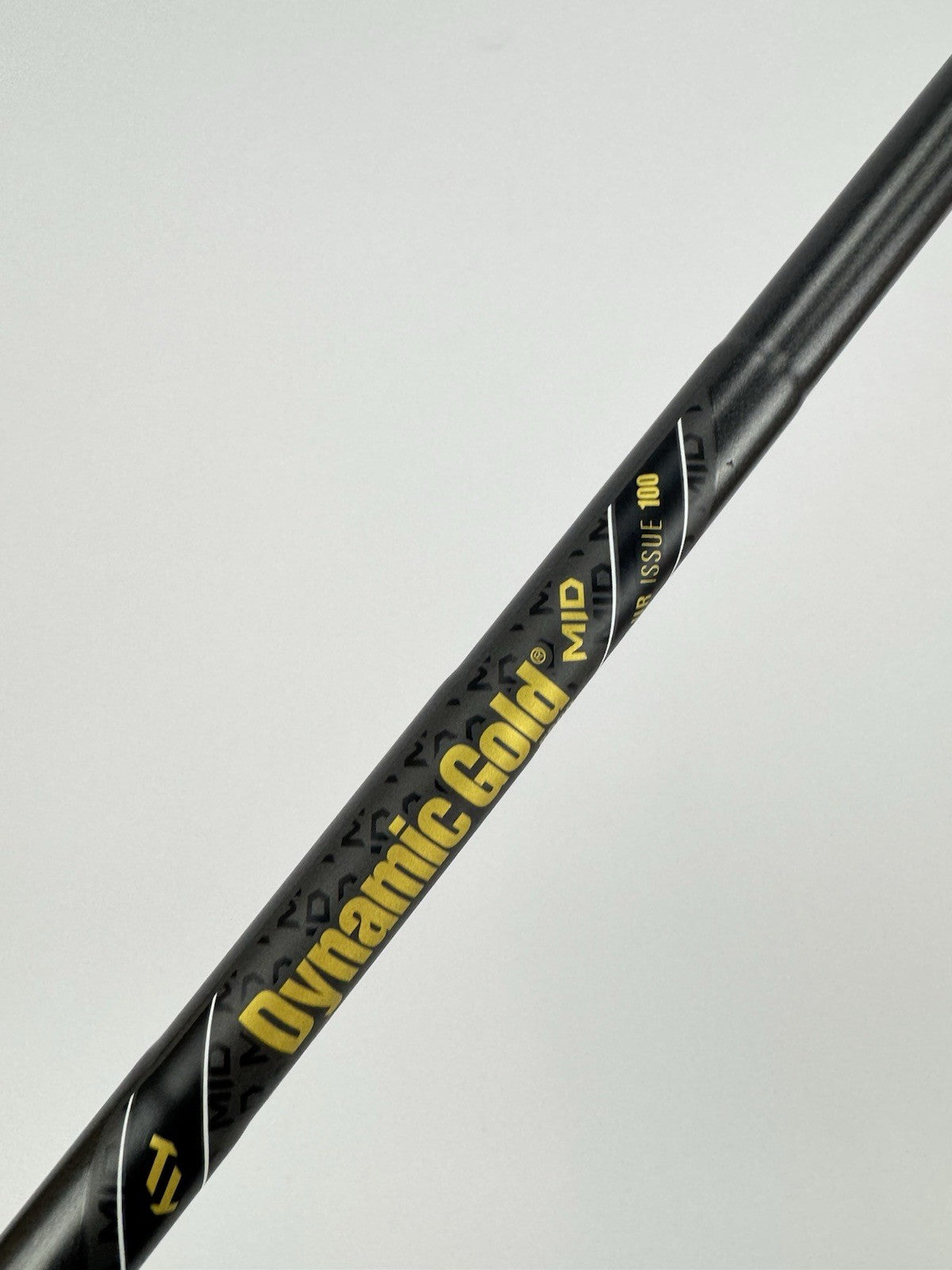 Dynamic Gold Tour Issue Iron Shaft Mid R300 Regular Steel Blackout 36” /331142