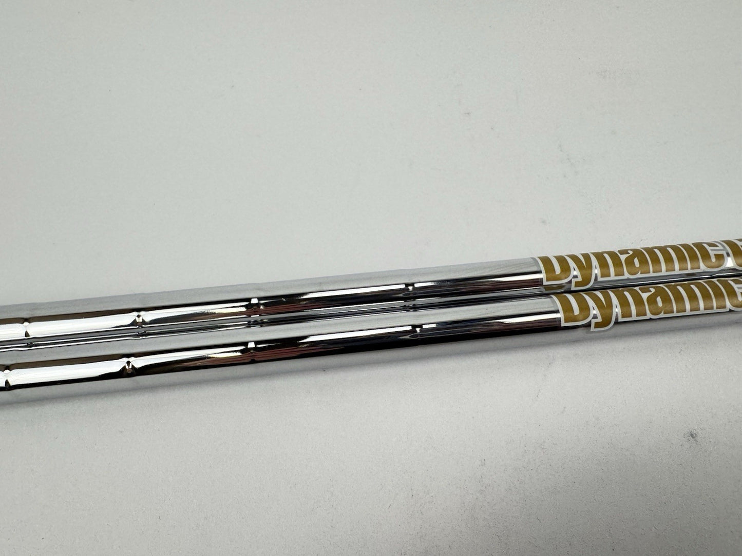 Dynamic Gold Wedge Shaft Set (2) 105 R300 Regular Steel 0.355 Tapered /314891