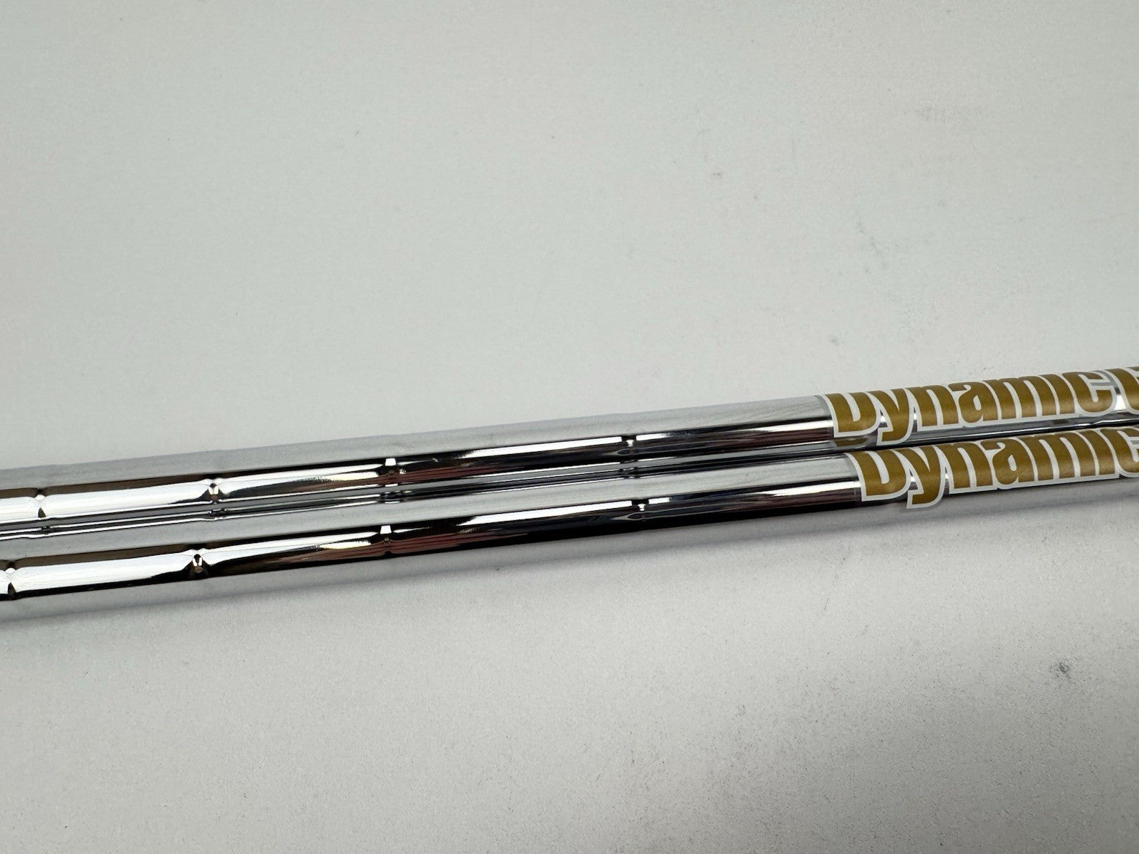 Dynamic Gold Wedge Shaft Set (2) 105 R300 Regular Steel 0.355 Tapered /314891