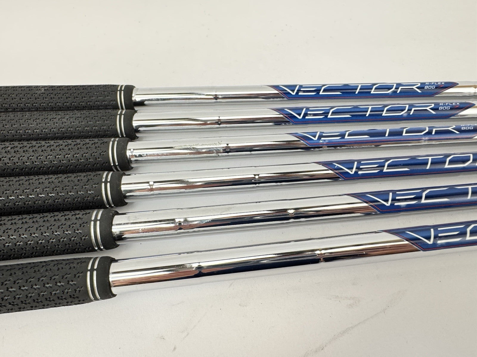 True Temper Vector Iron Shaft Set (6) 80G Regular Steel 0.370 Parallel /351546