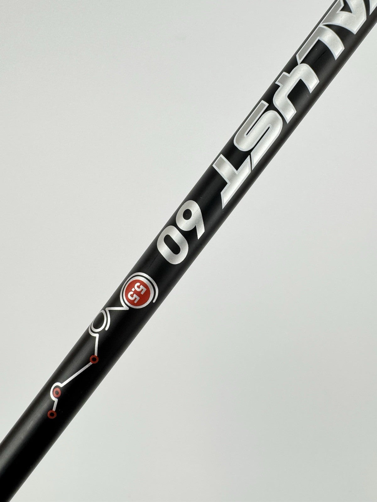 Cleveland Launcher XL 7 Iron 29* Catalyst Black Regular Graphite /Right /3297914