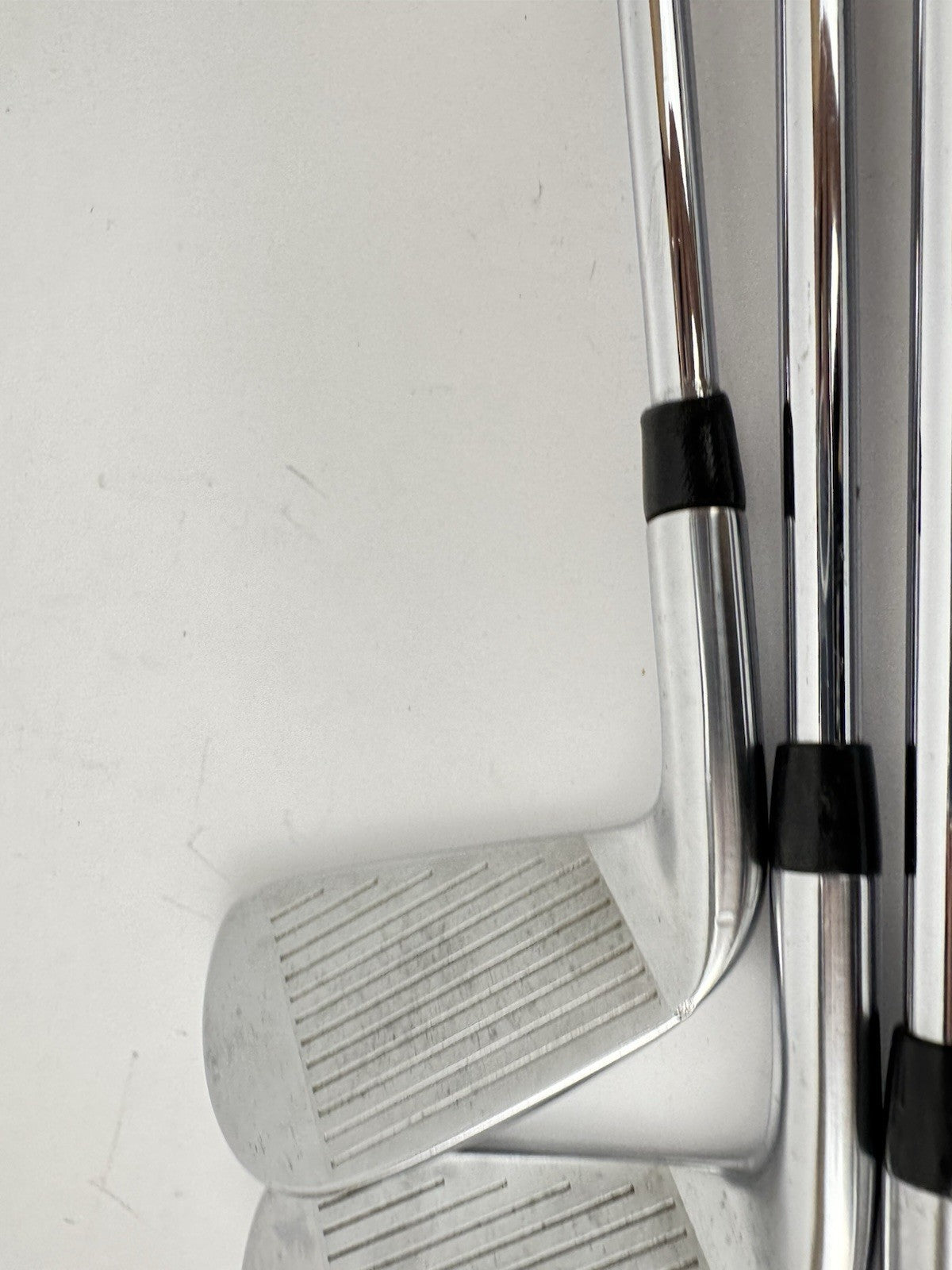 Titleist CB 718 Irons 5-PW Dynamic Gold X100 Steel +1” /Right Handed /3458411