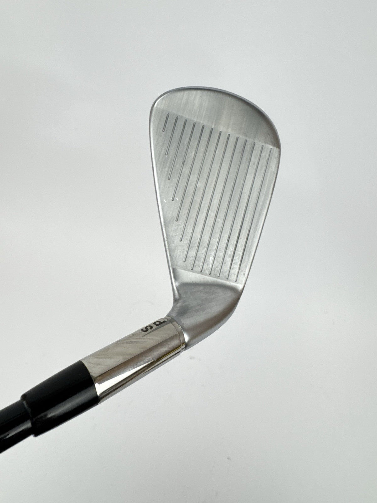Srixon ZX7 7 Iron Left Handed Miyazaki 6A Senior Flex Graphite /Demo /3307614