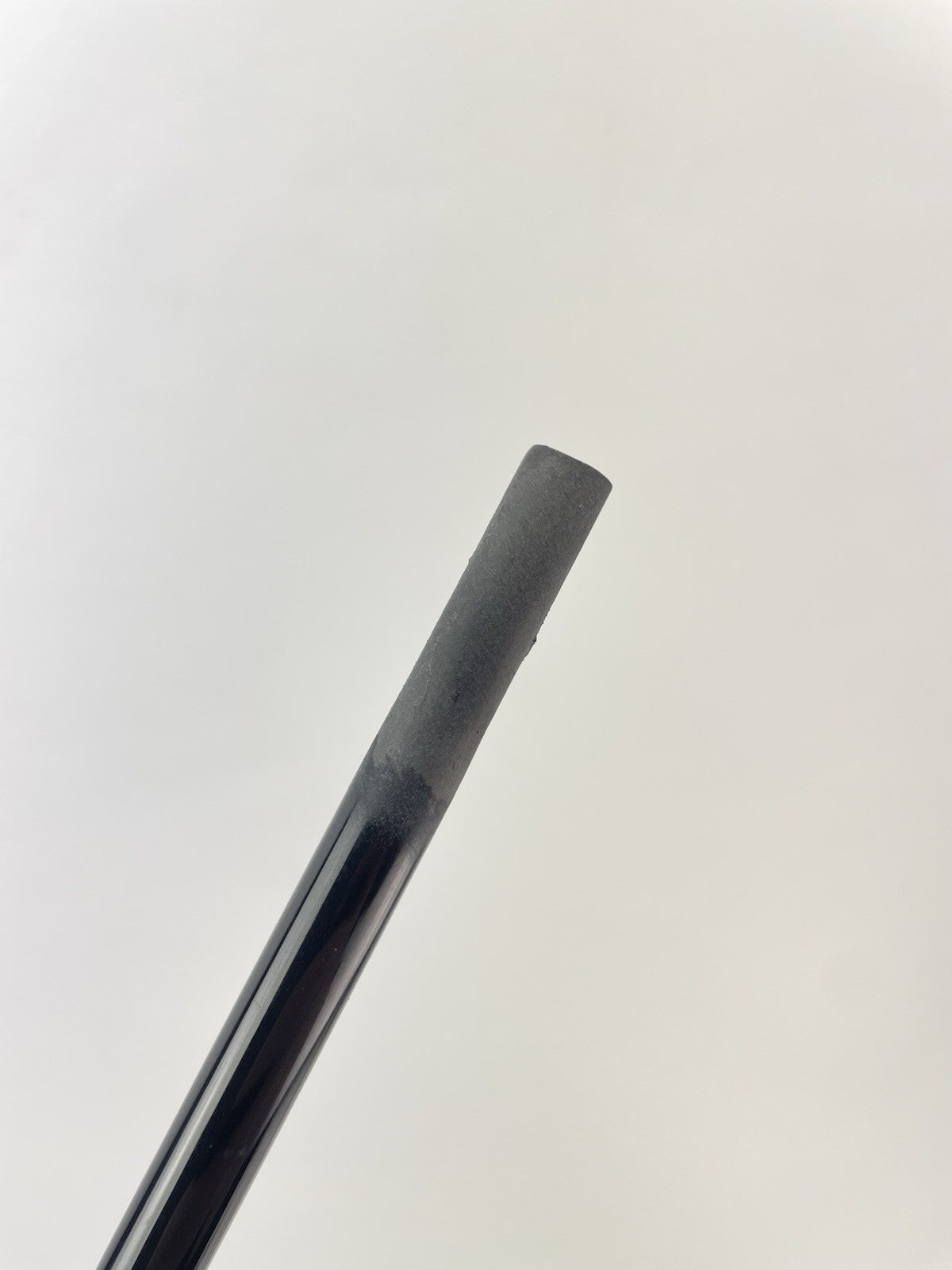 Fujikura Atmos Iron Shaft 7 Stiff Flex Graphite 35.75 /0.355 Tapered /282057