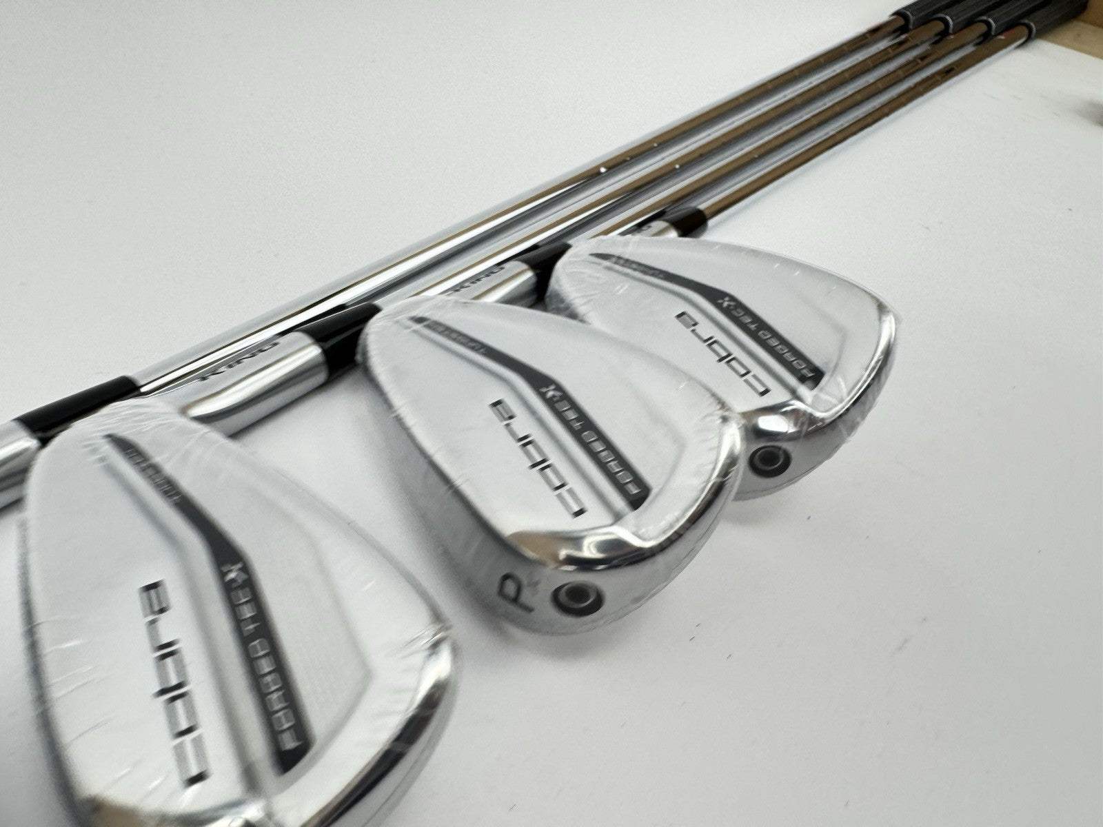 Cobra Forged Tec X Irons 6,8,PW+GW KBS Tour Lite Regular Steel /Right /New/341495