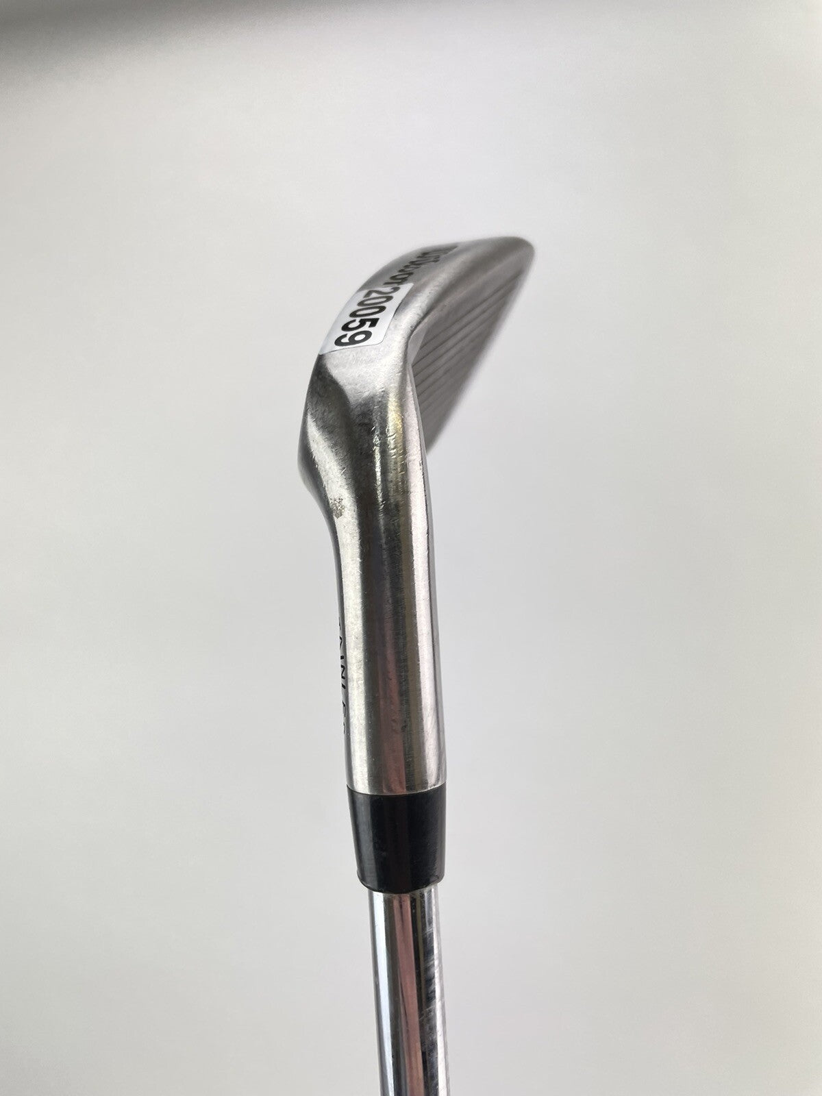 Wilson Golf 9 Iron Regular Flex Steel Shaft /Right Hand /New Grip /200598