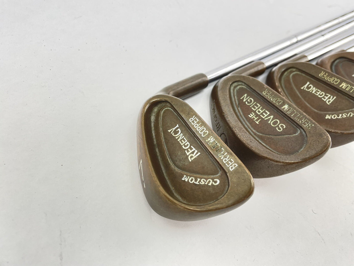 Beryllium Copper Irons Regency 7,9,PW + SW Regular Steel /Right /New Grips/160913