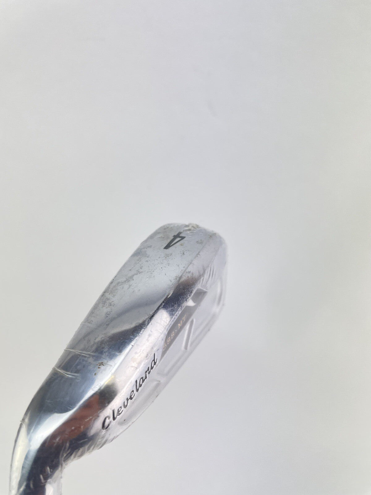 Cleveland Left Handed 4 Iron 588MT Forged Regular Graphite /New /164934