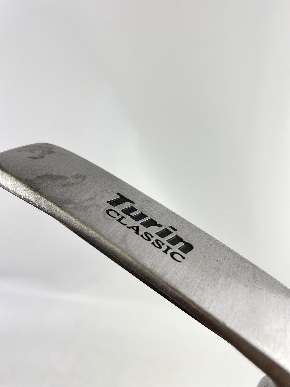 Turin Classic Blade Putter Heel Shafted 35” Right Handed /New Grip /75251