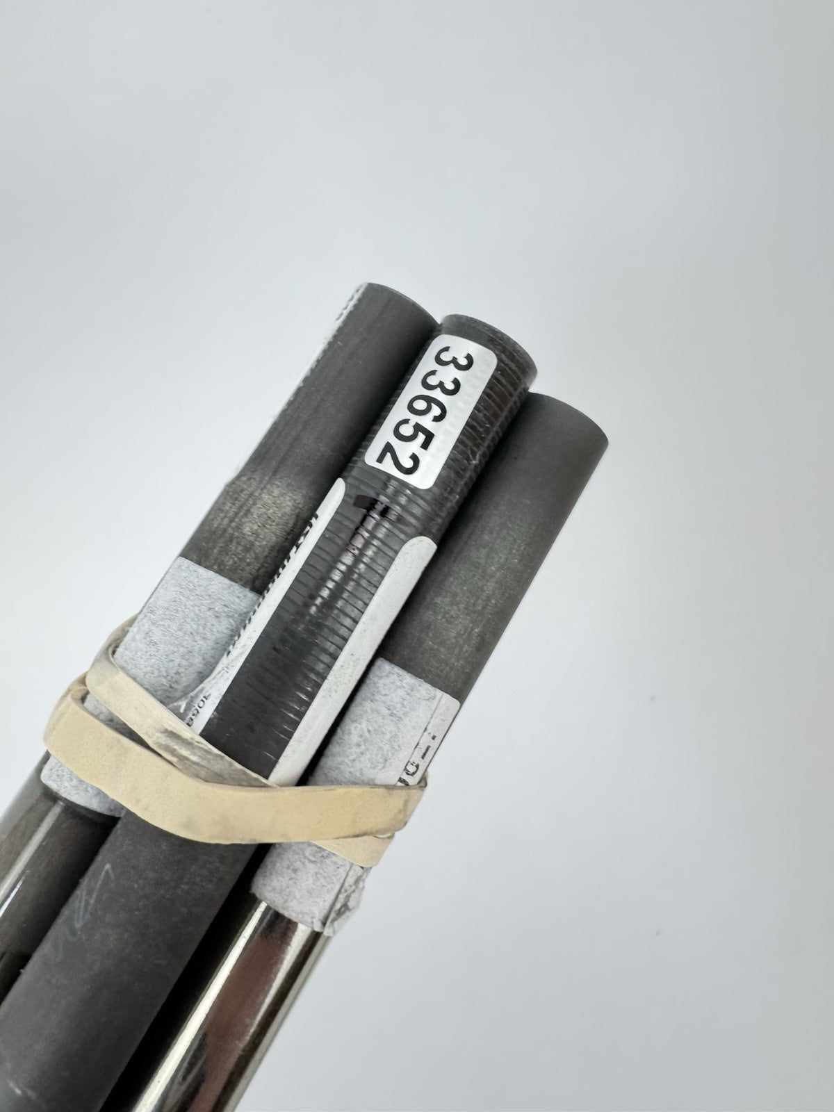 UST Recoil ESX Iron Shaft Set (6) 460 F3 Regular Graphite 0.355 Tapered /3365218