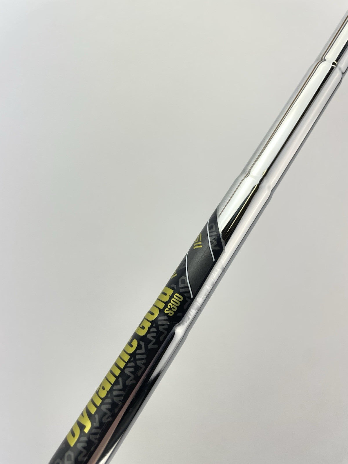 Dynamic Gold Mid 115 Iron Shaft Stiff Flex Steel 35.5” /0.355 Tapered /301048