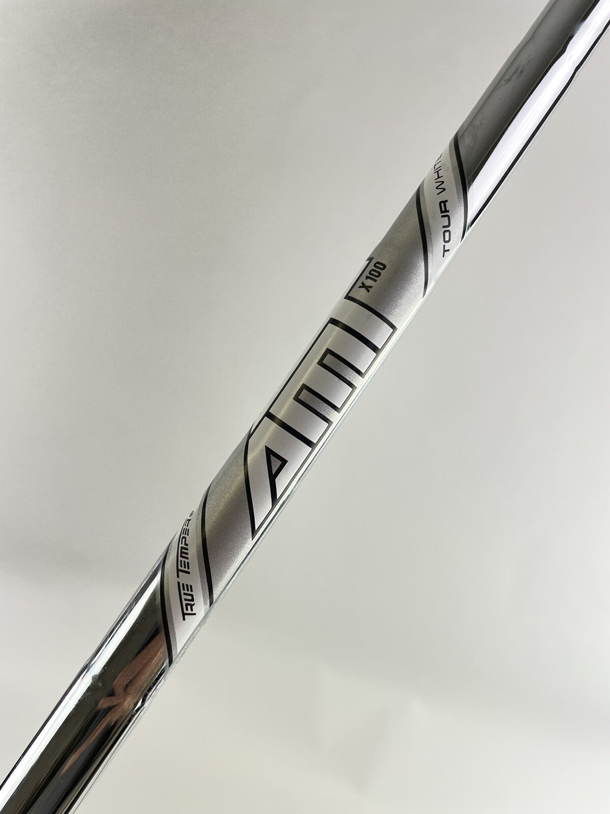 AMT Tour White Iron Shaft X100 X Flex Steel 35.25” /0.355 Tapered /114100