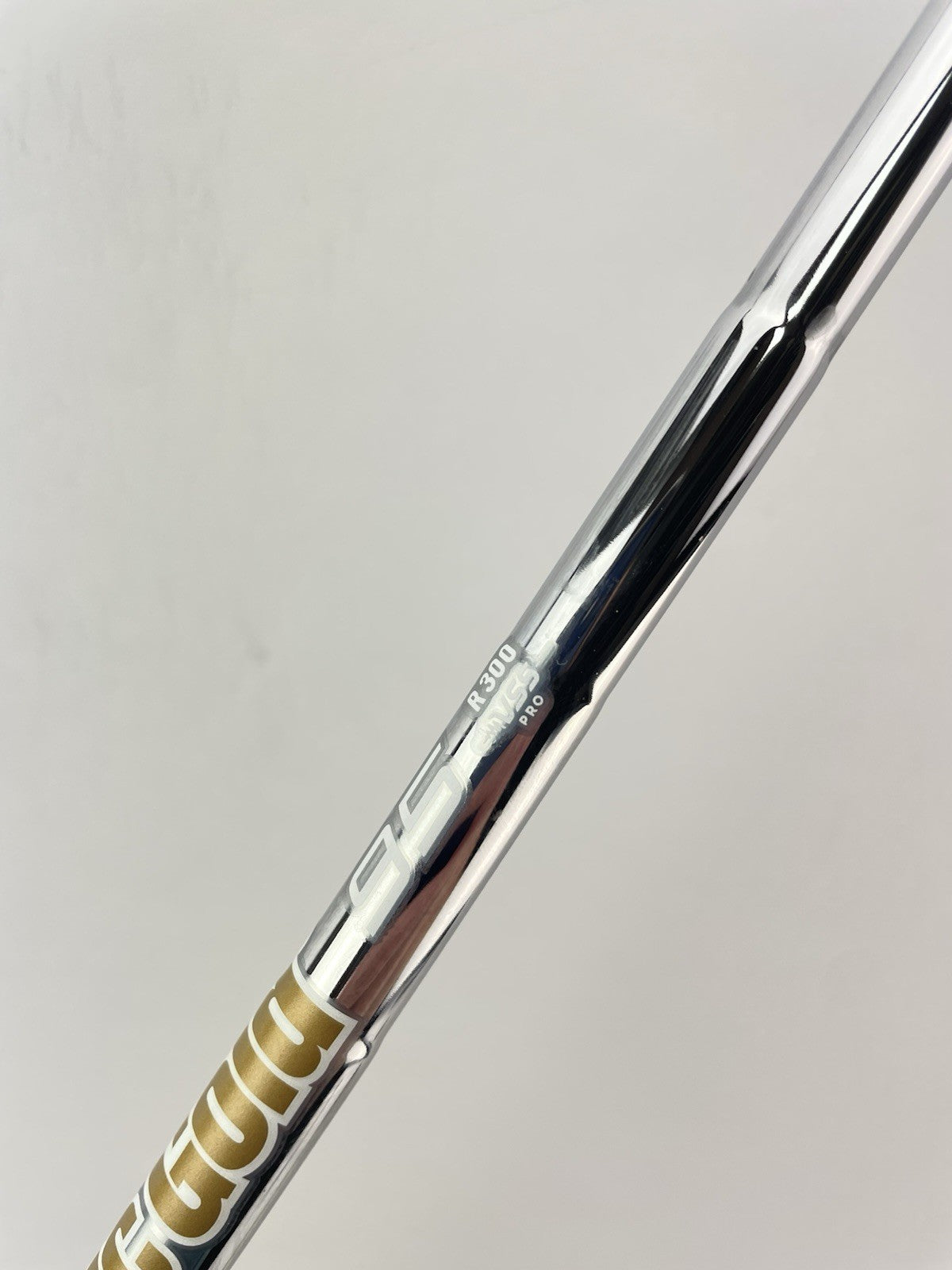 Dynamic Gold 95 Iron Shaft Vss Pro Regular Flex Steel 35.75 /0.355 Taper /264076